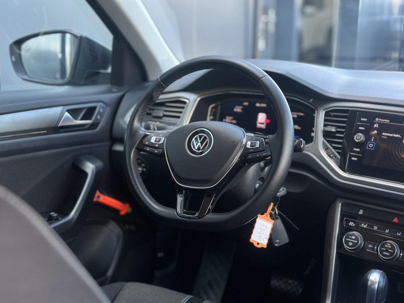 Foto van Volkswagen T-roc