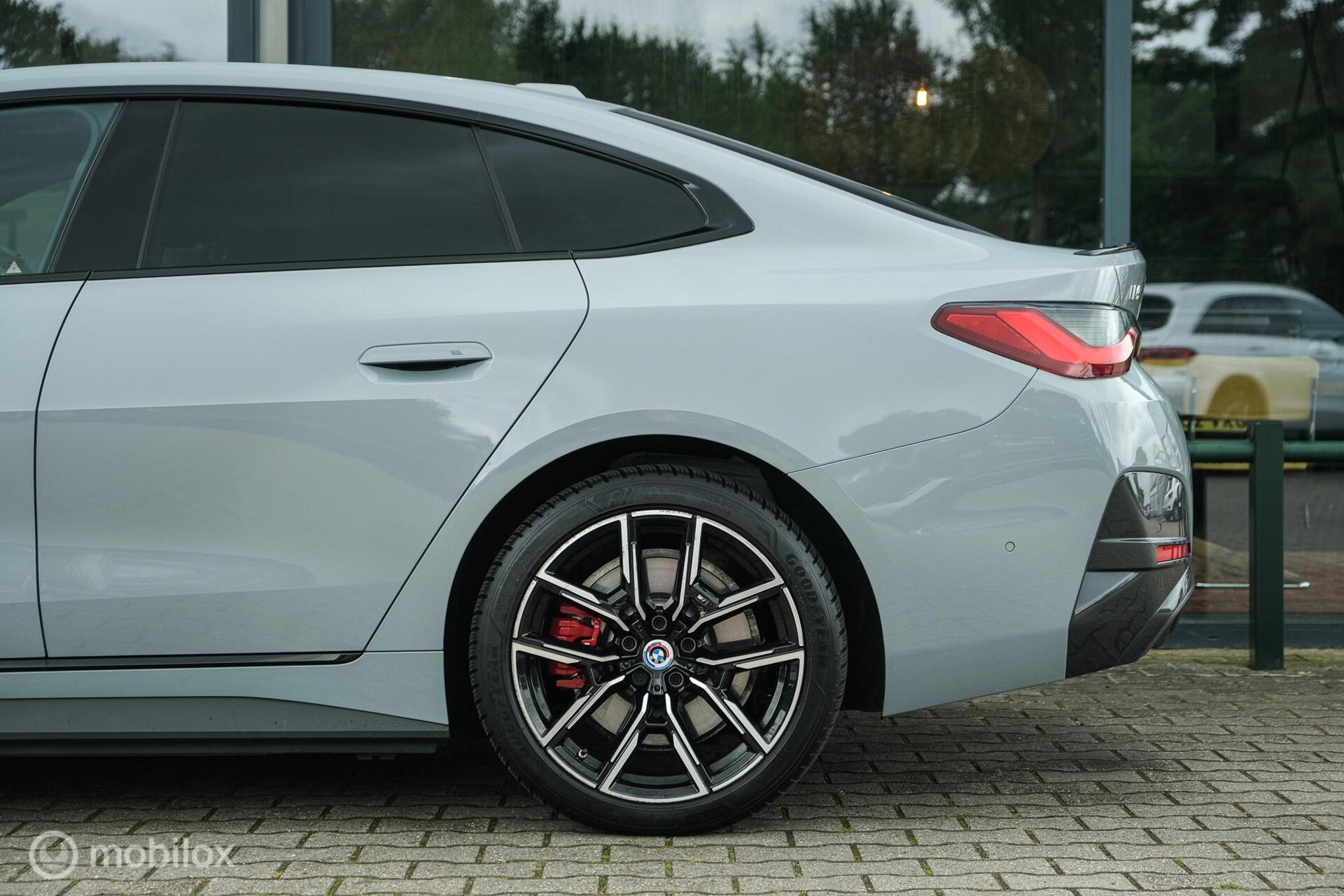 Foto van BMW I4 Edrive40