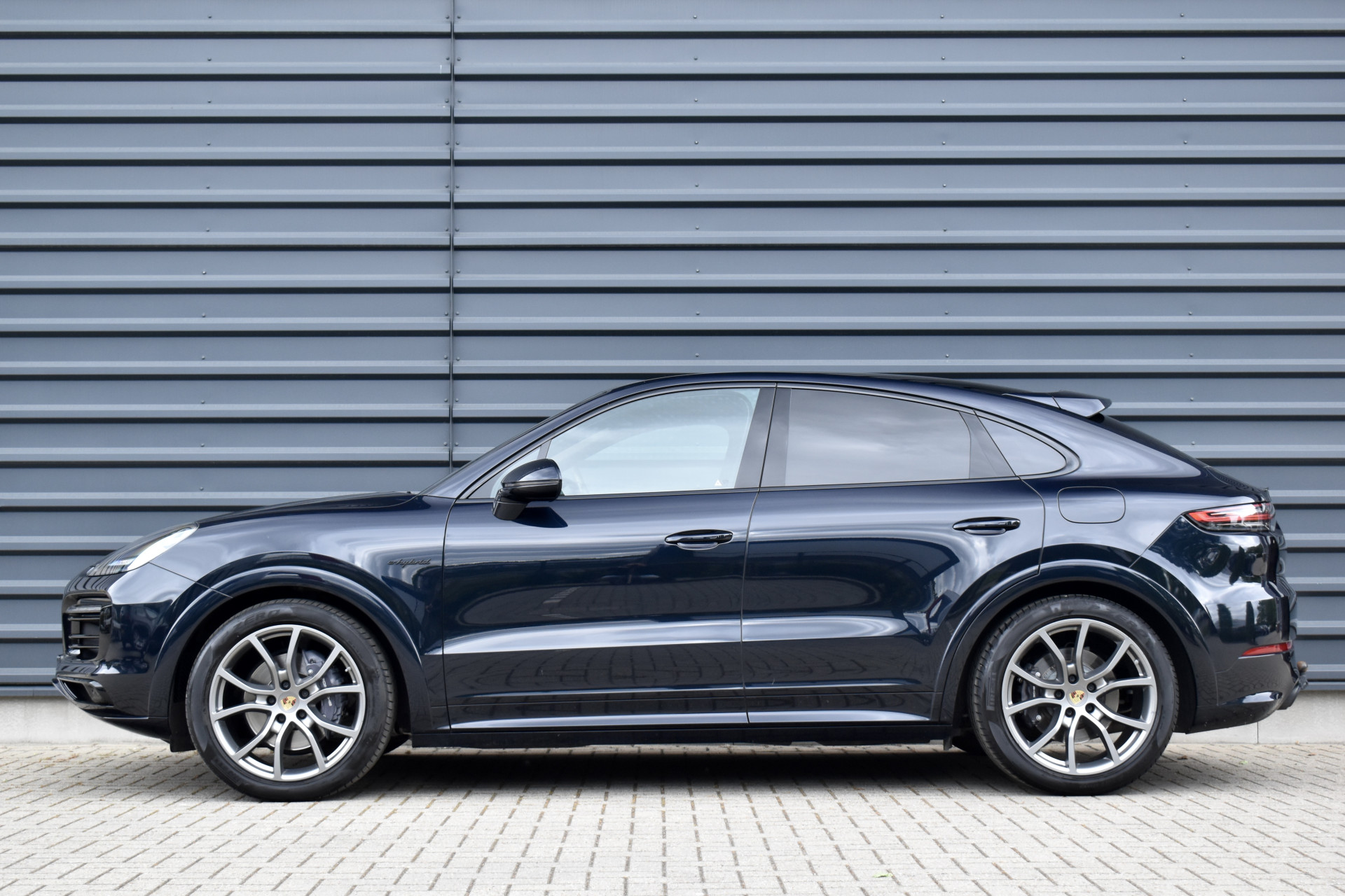 Foto van Porsche Cayenne E-hybrid