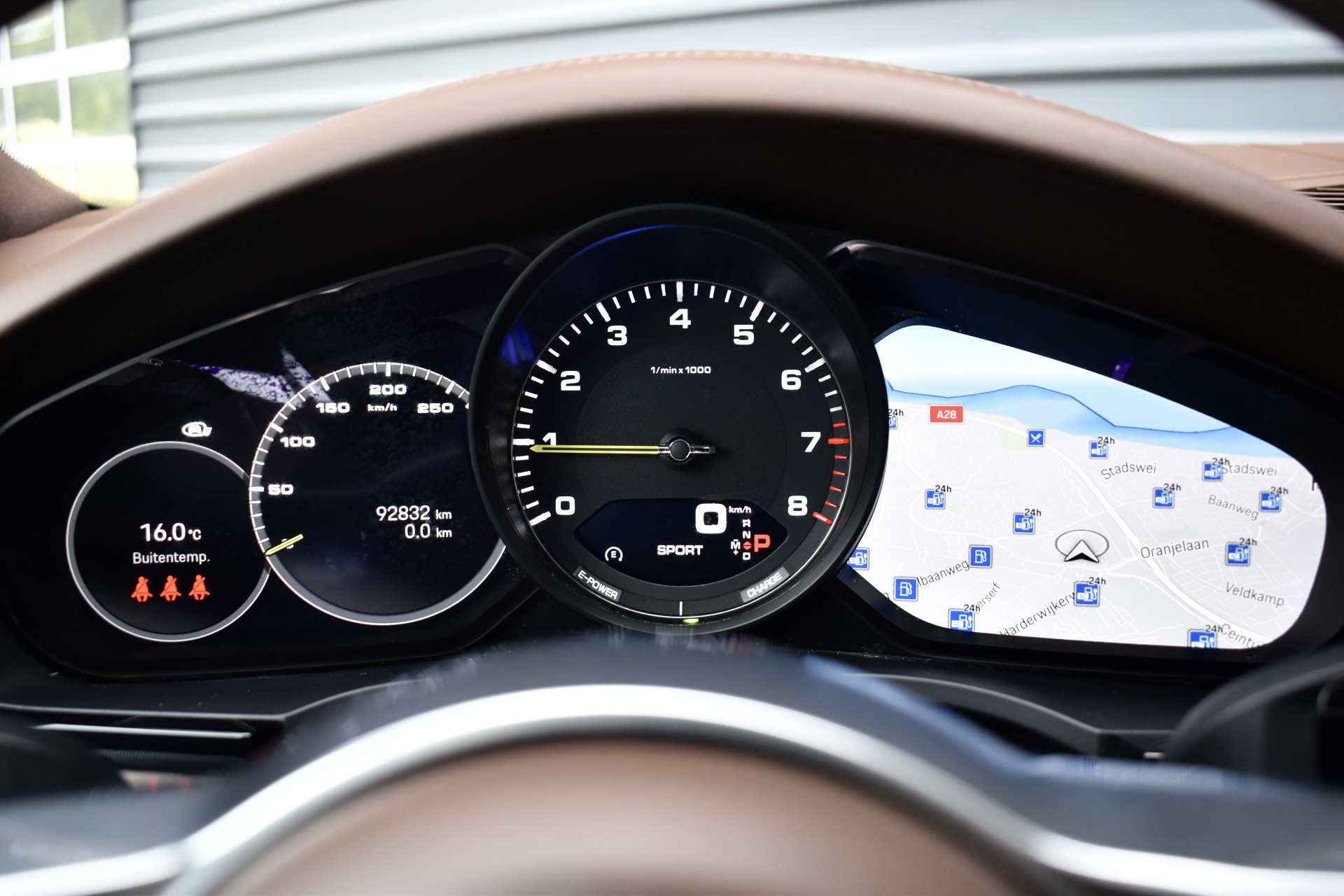 Foto van Porsche Cayenne E-hybrid