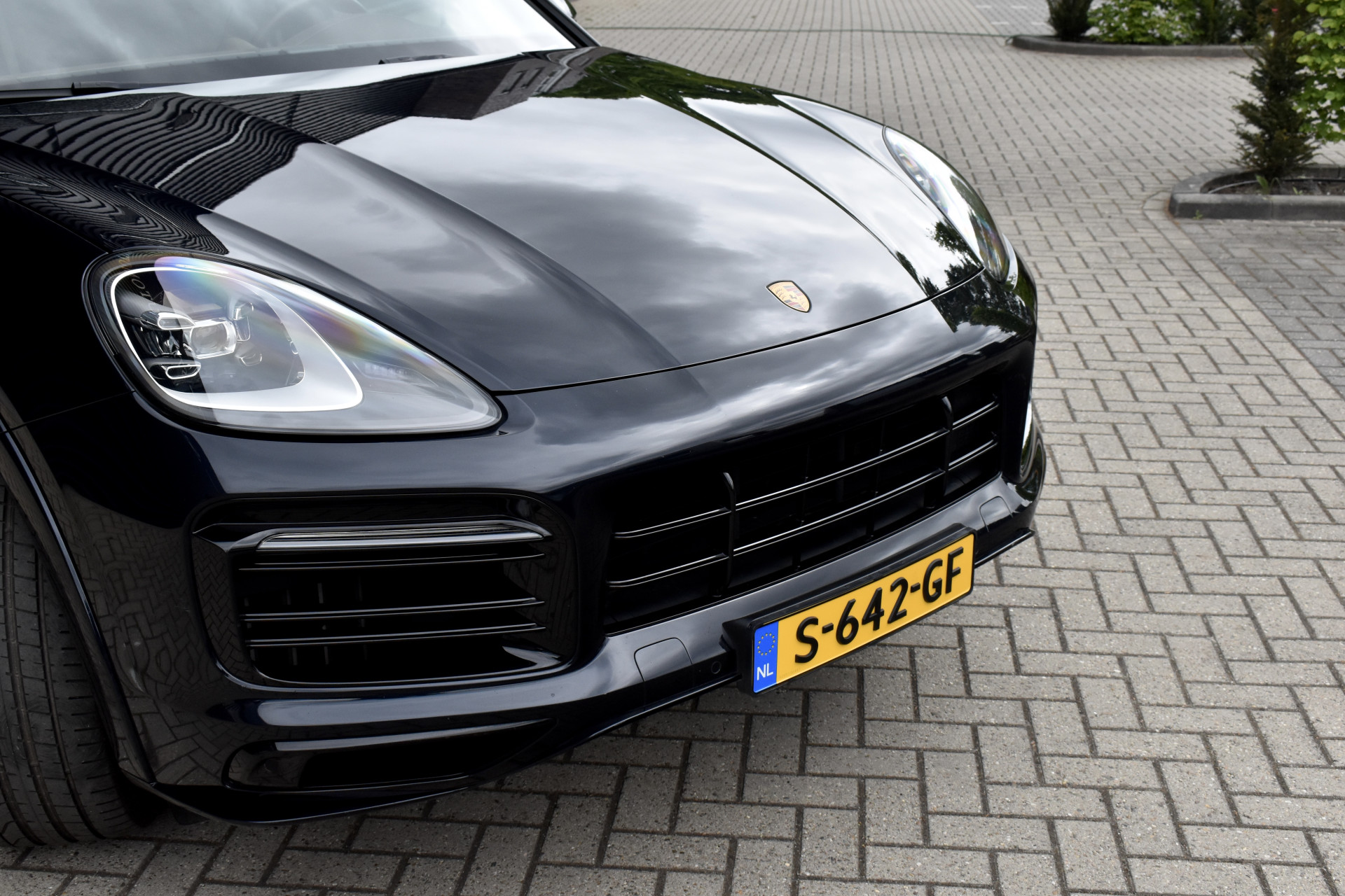 Foto van Porsche Cayenne E-hybrid