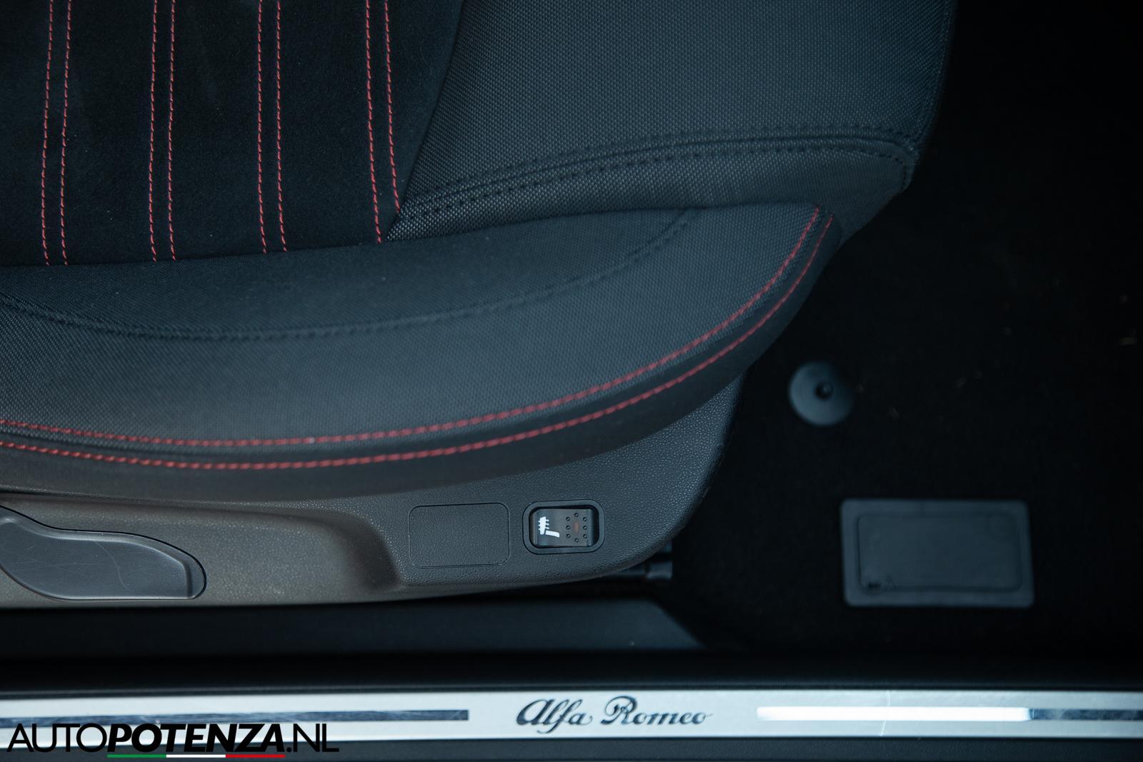 Foto van Alfa Romeo Alfa Mito