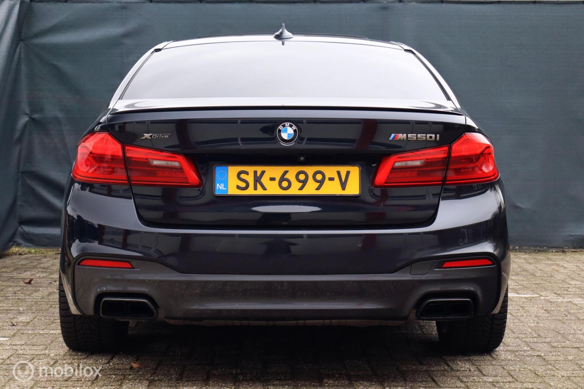 Foto van BMW M550i xDrive