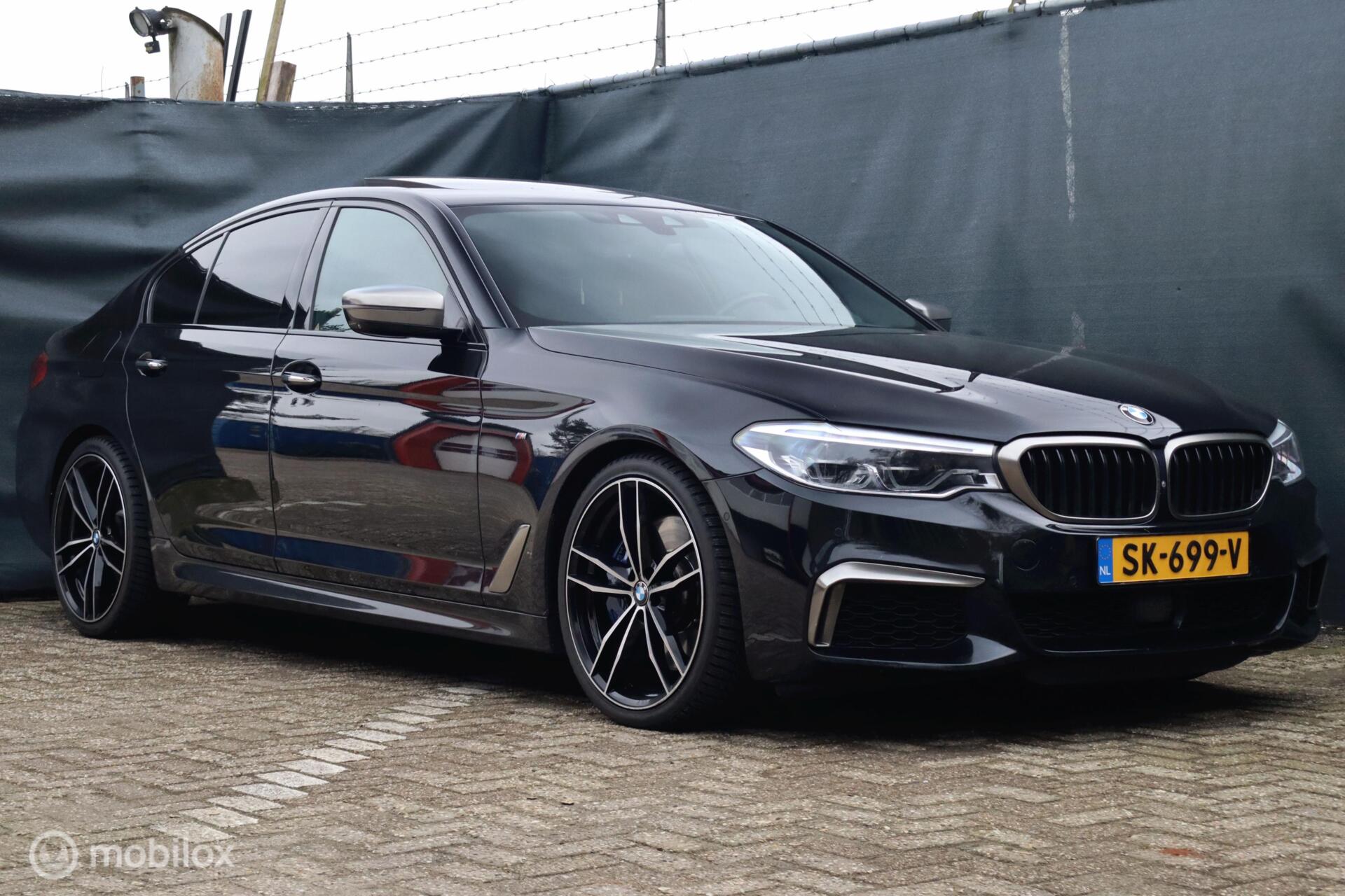 Foto van BMW M550i xDrive