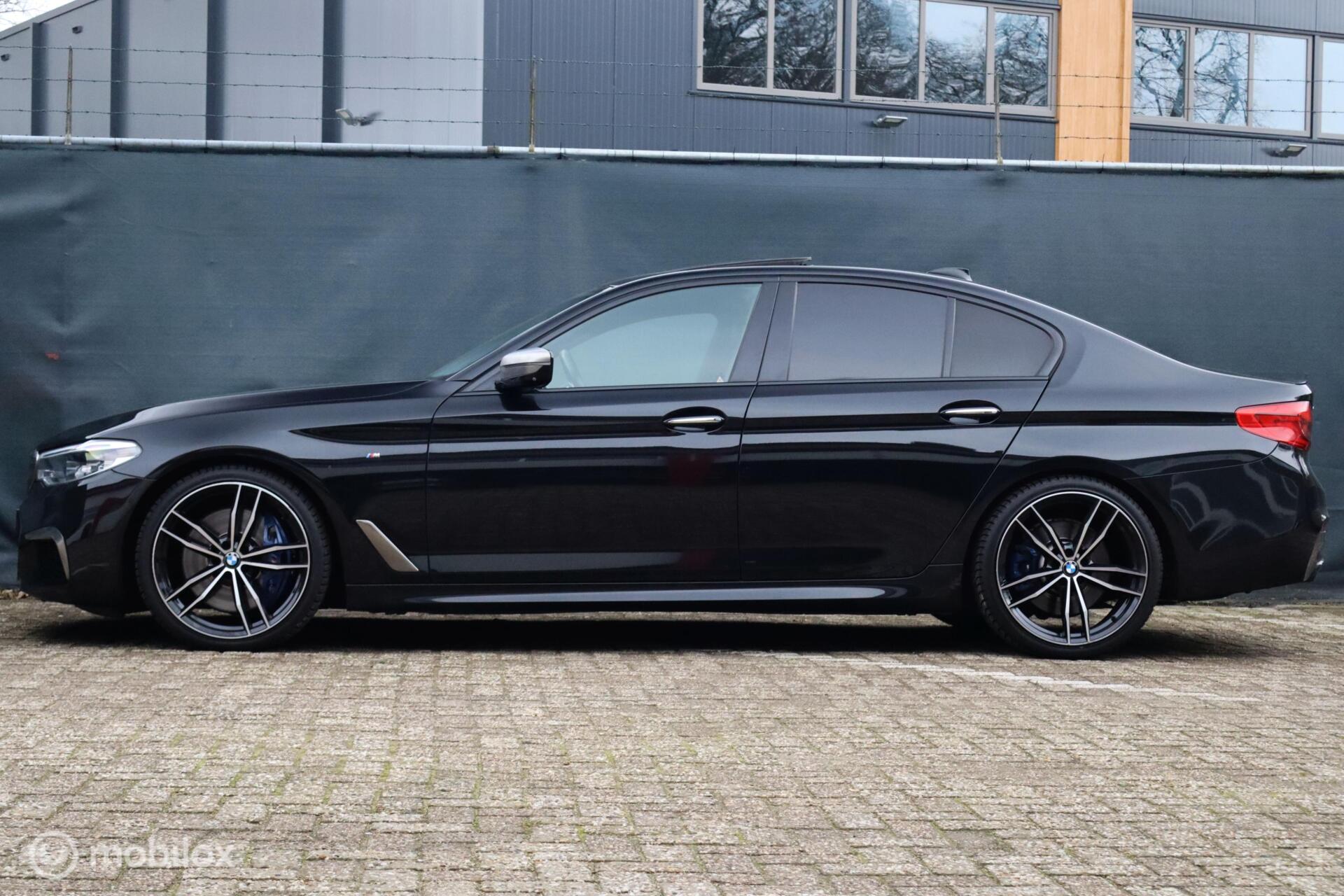 Foto van BMW M550i xDrive