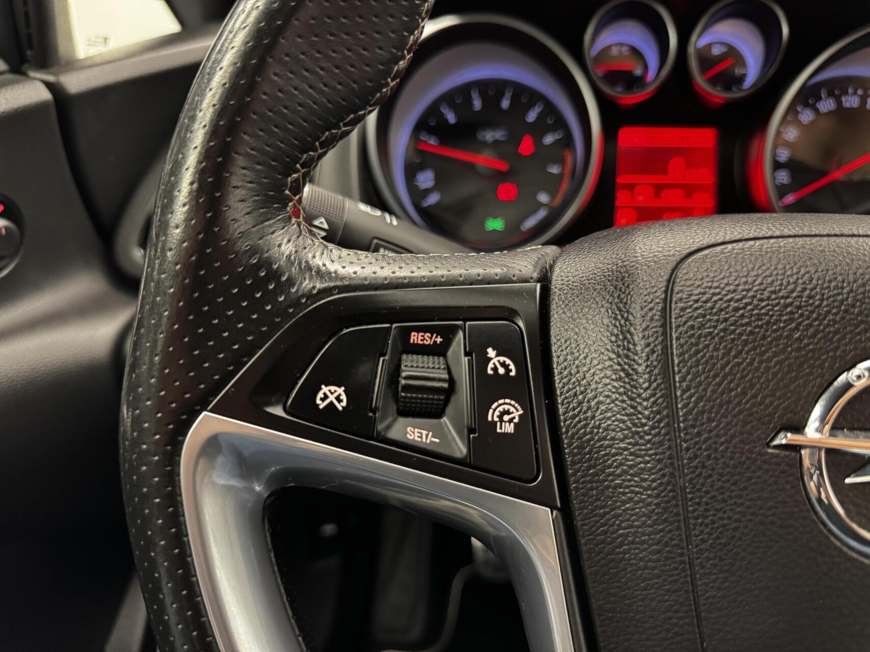 Foto van Opel Astra GTC