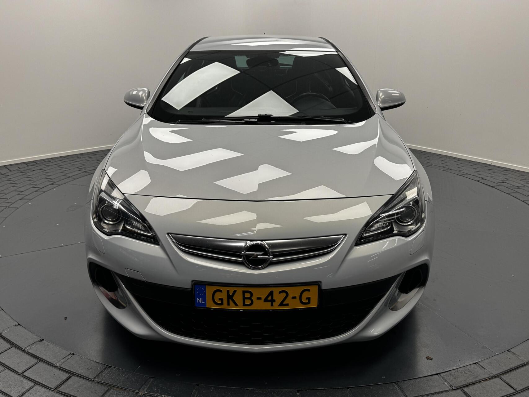 Foto van Opel Astra GTC