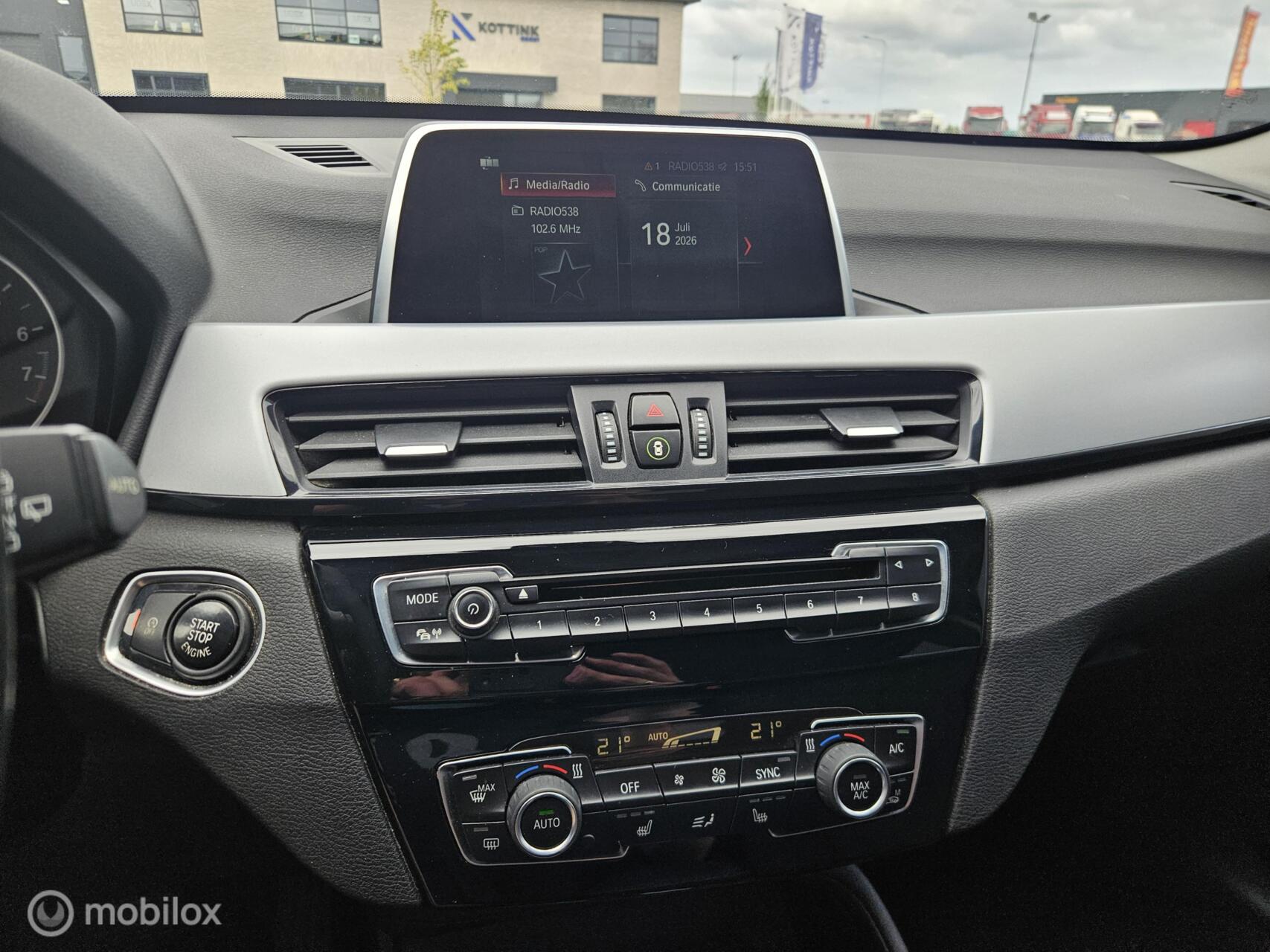 Foto van BMW X1 Sdrive18i