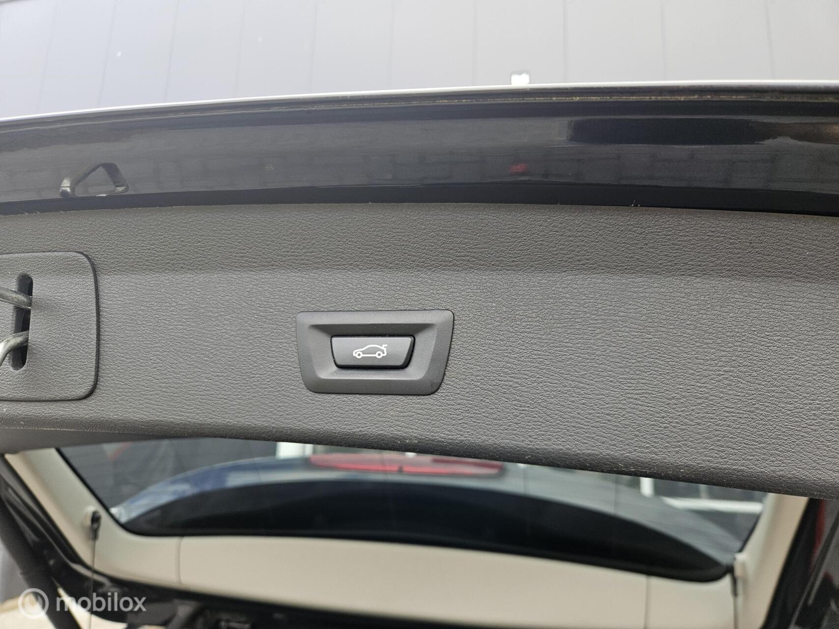 Foto van BMW X1 Sdrive18i