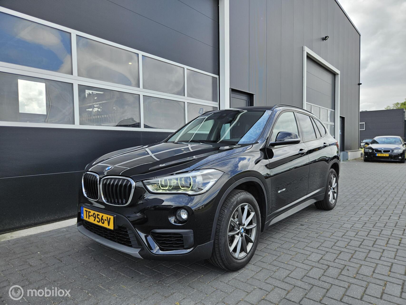 Foto van BMW X1 Sdrive18i