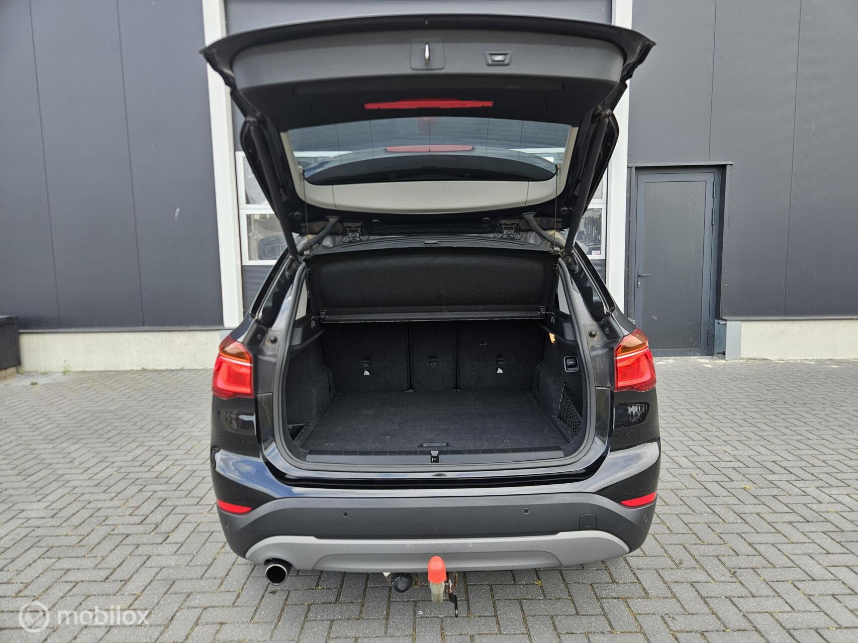 Foto van BMW X1 Sdrive18i