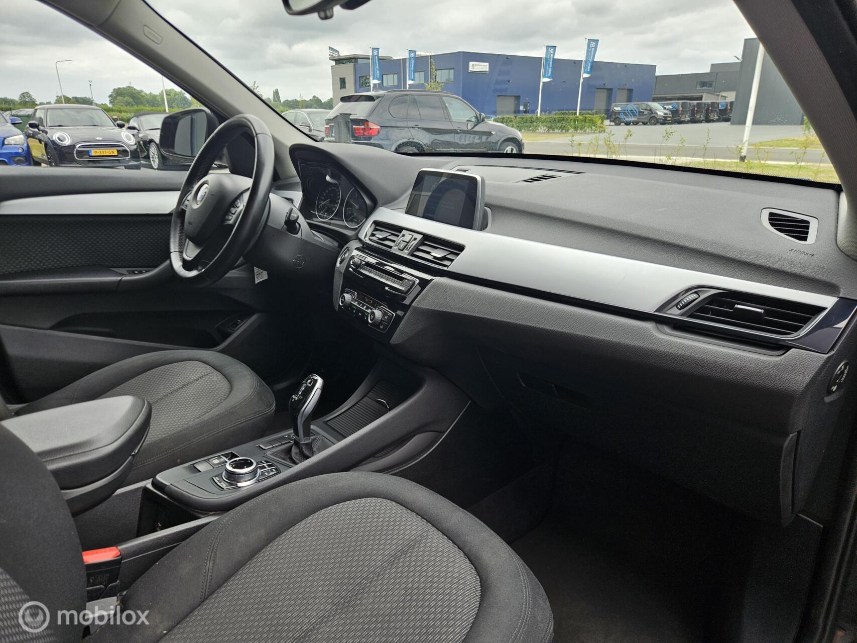 Foto van BMW X1 Sdrive18i