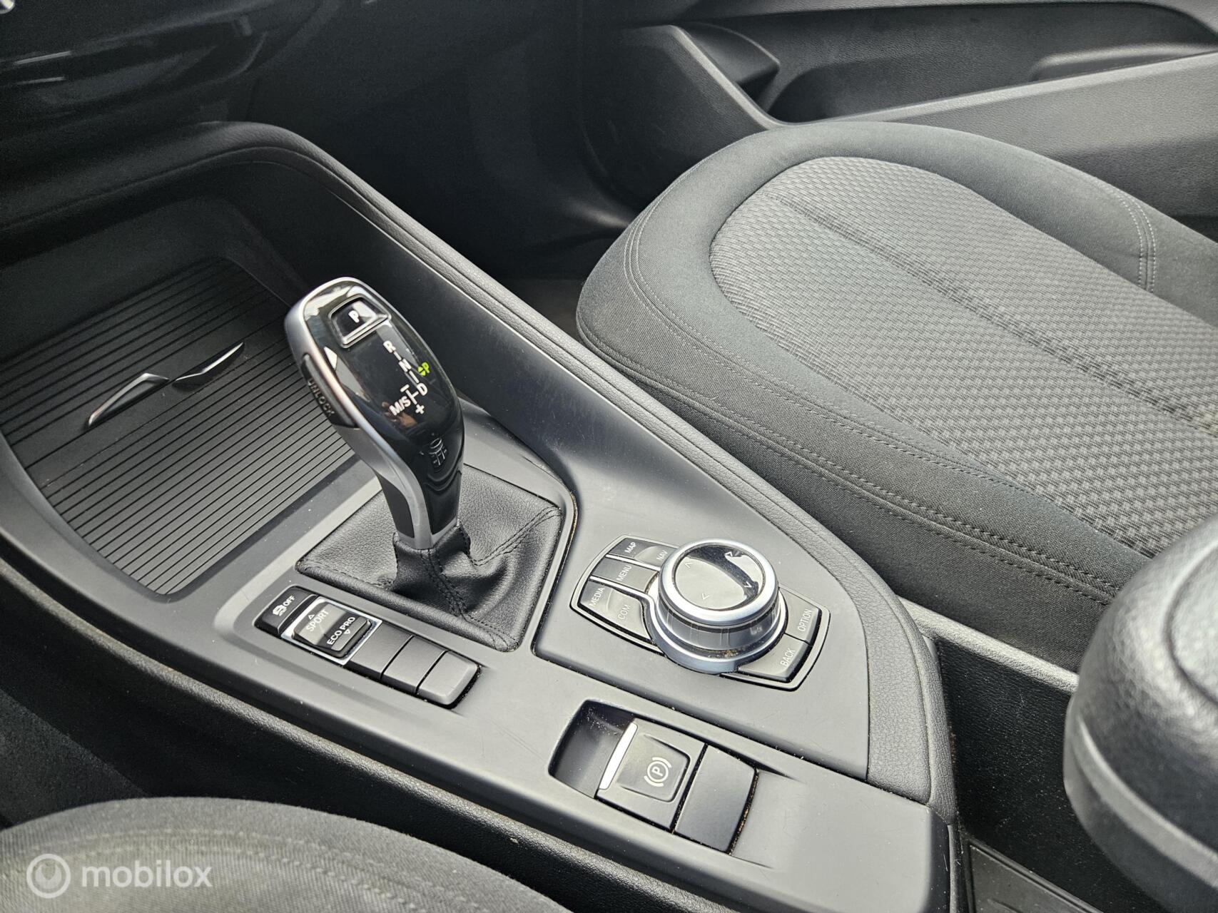 Foto van BMW X1 Sdrive18i