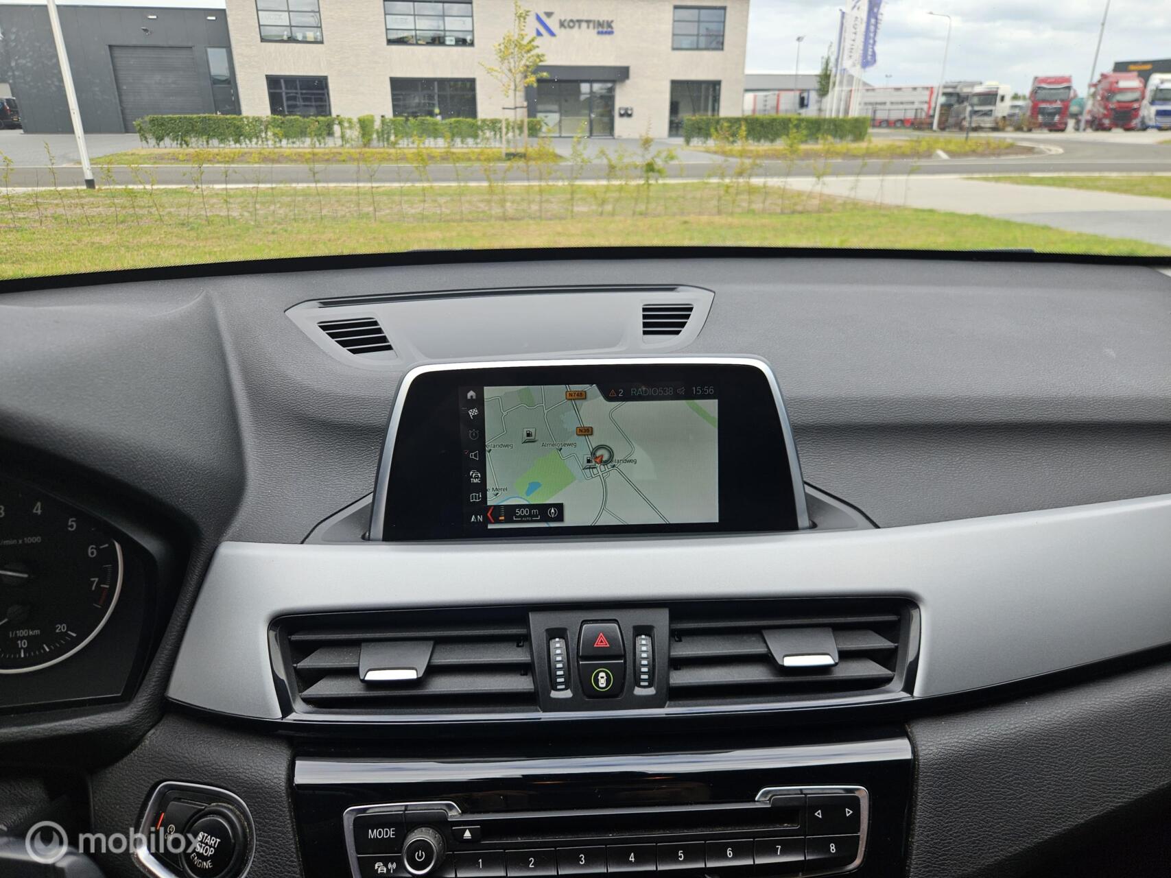 Foto van BMW X1 Sdrive18i
