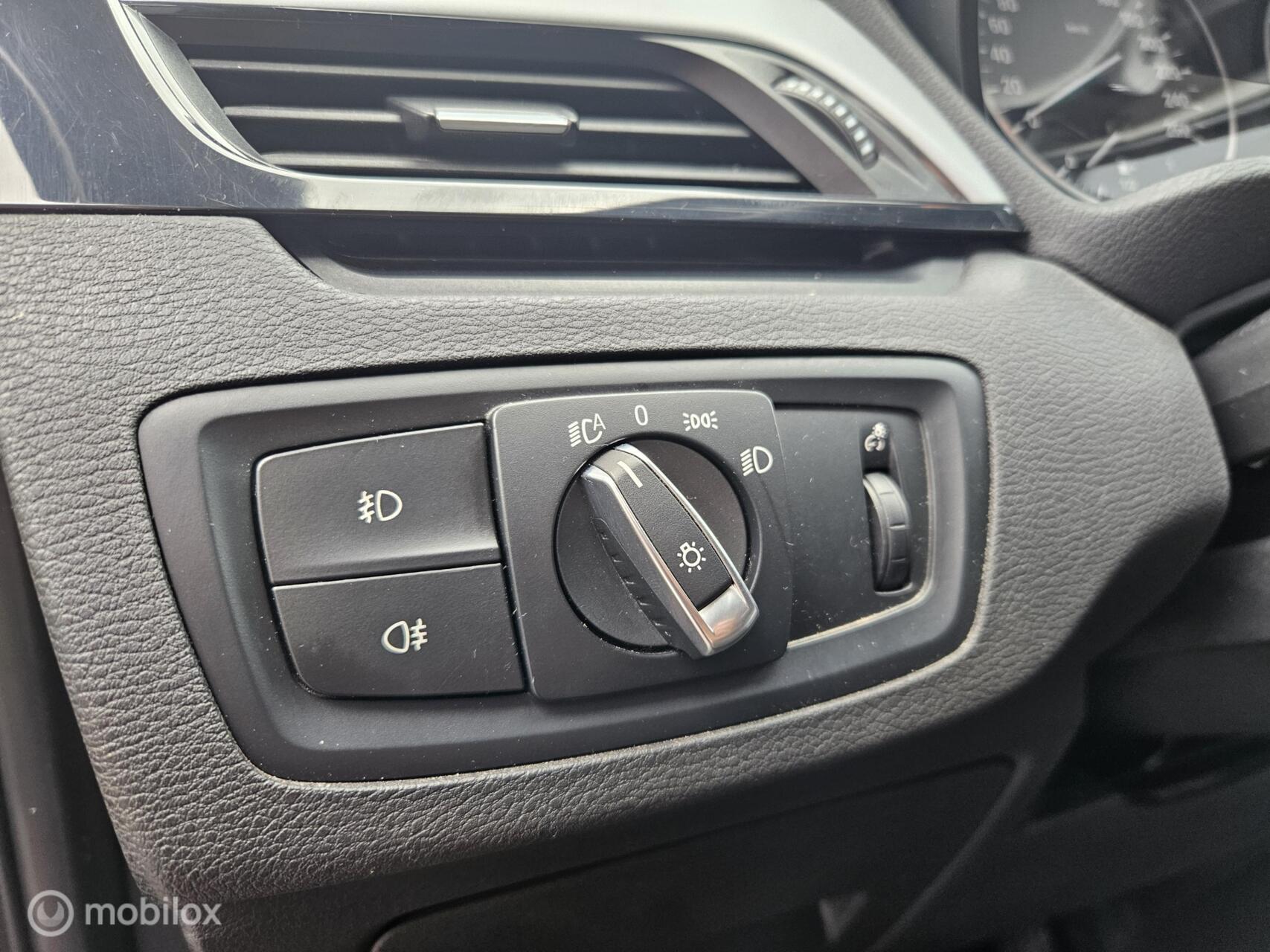 Foto van BMW X1 Sdrive18i