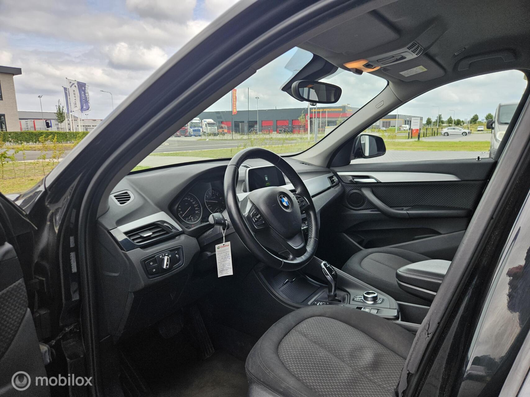 Foto van BMW X1 Sdrive18i
