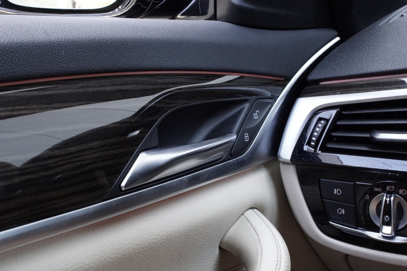 Foto van BMW 530e Iperformance