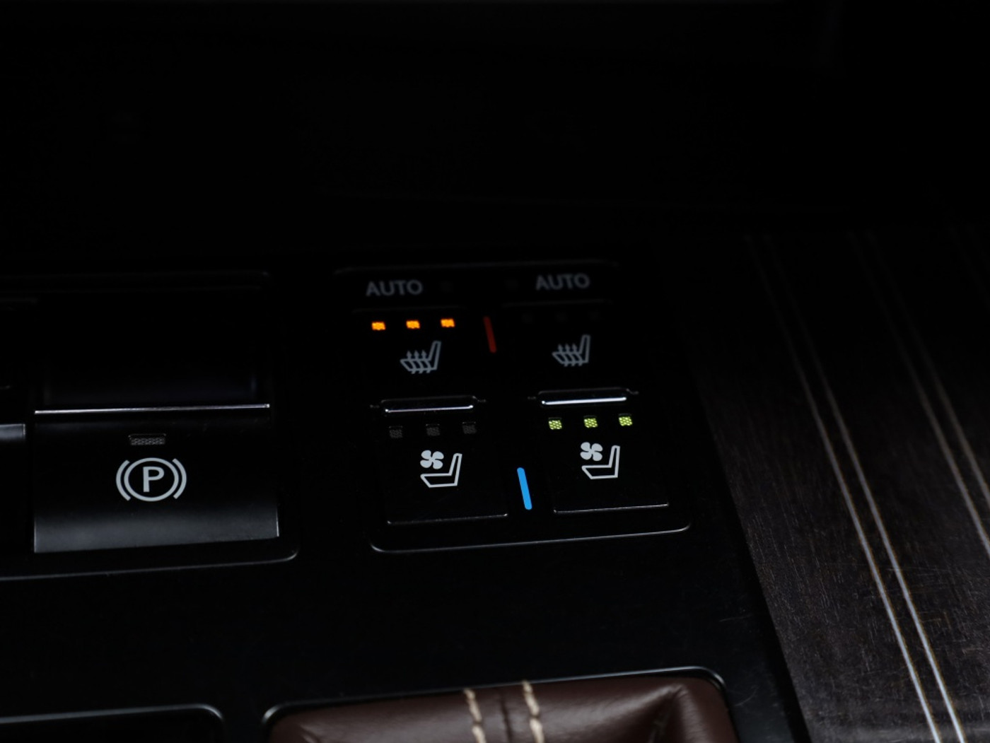 Foto van Lexus Lexus Rx450h