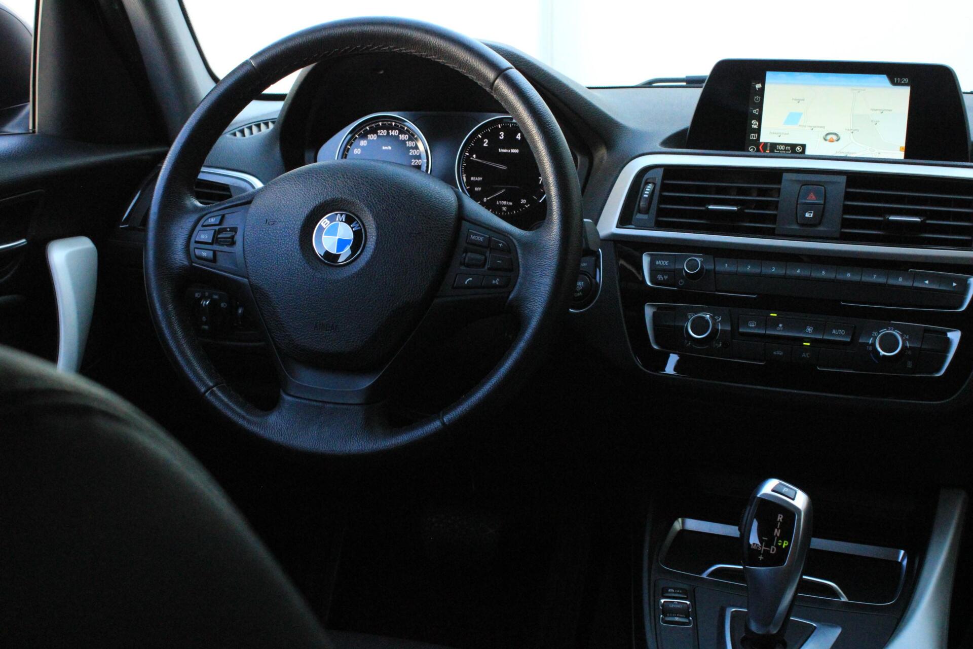 Foto van BMW 118i