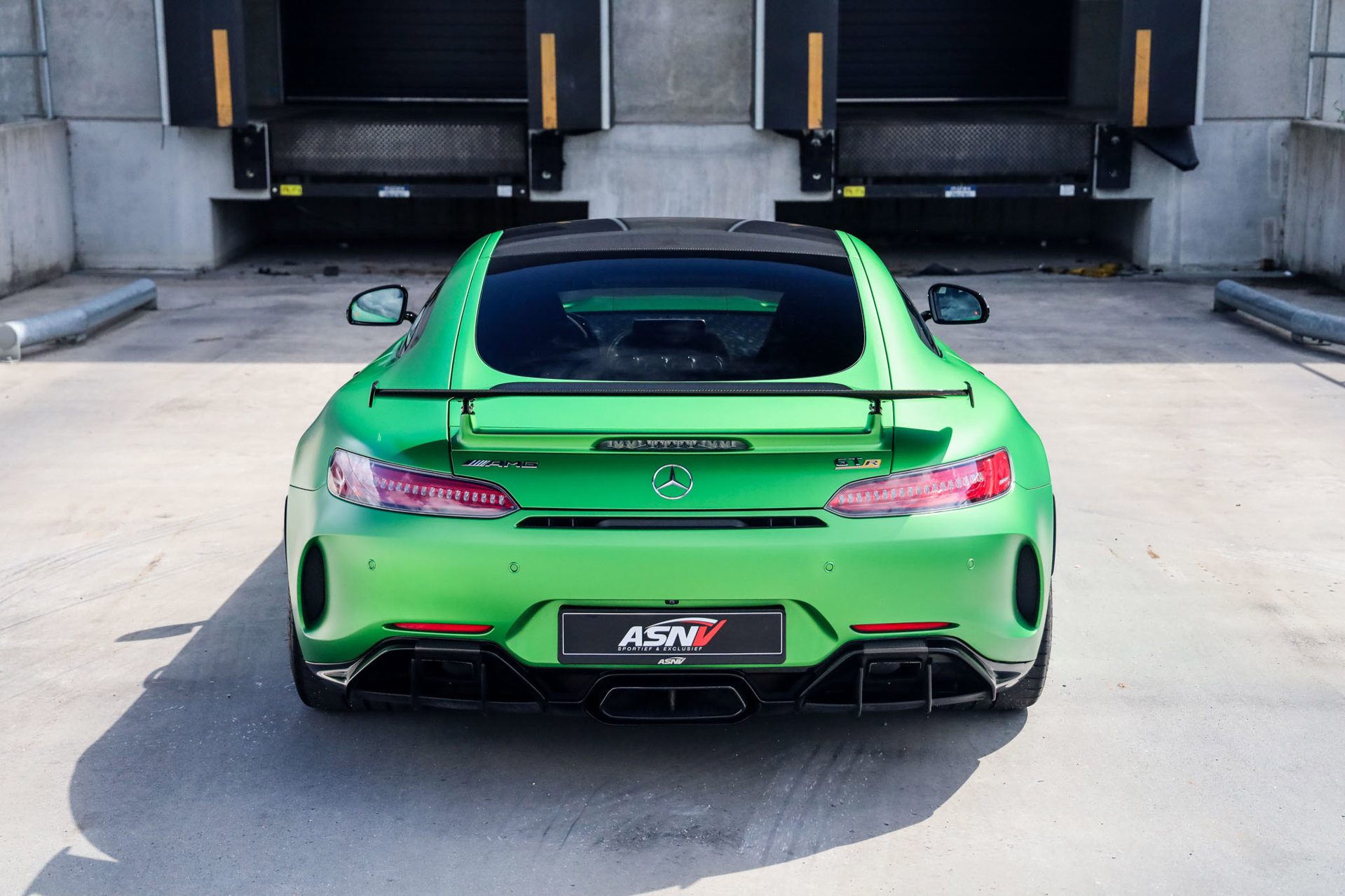 Foto van Mercedes-Benz AMG GT