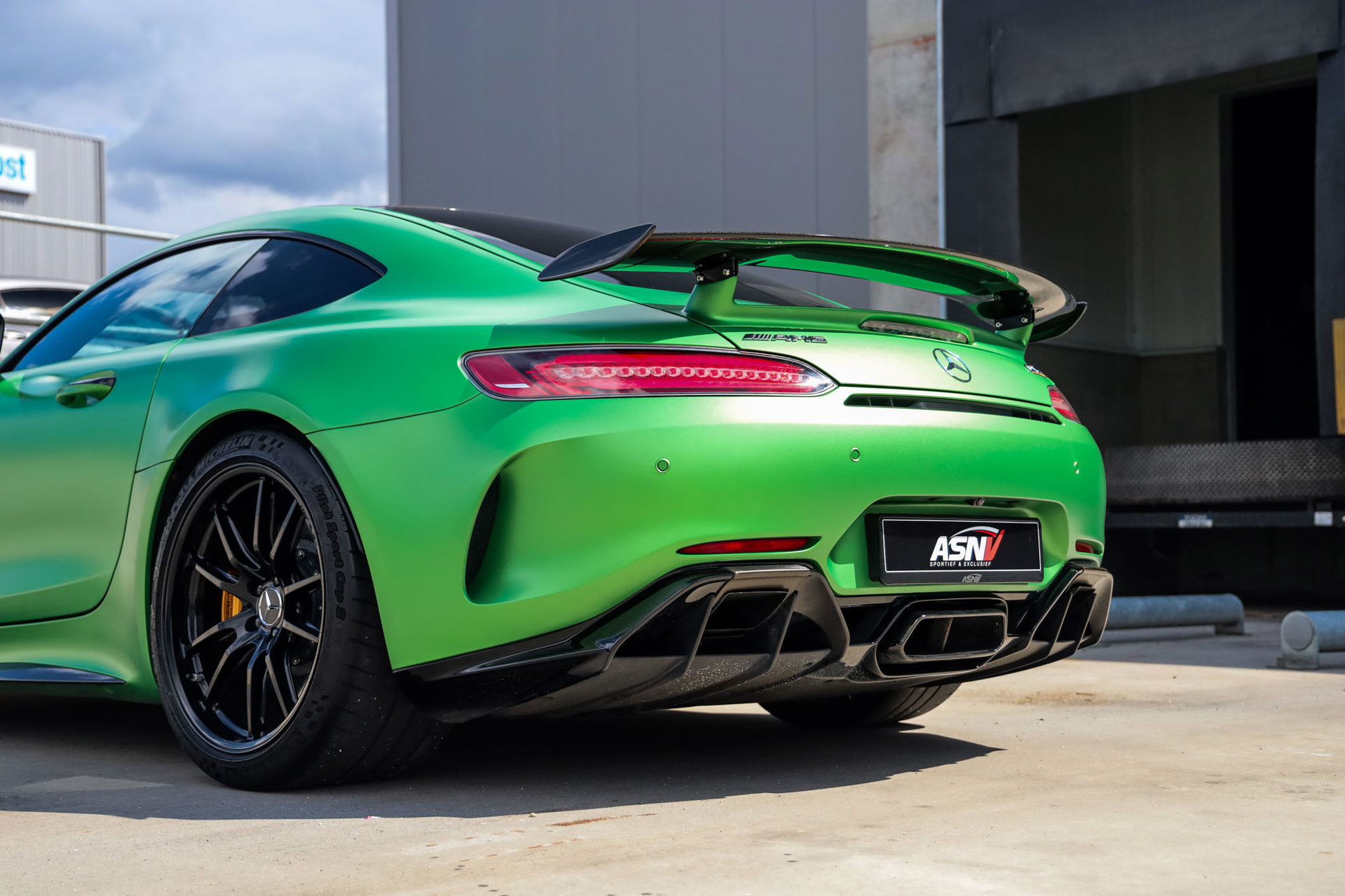Foto van Mercedes-Benz AMG GT