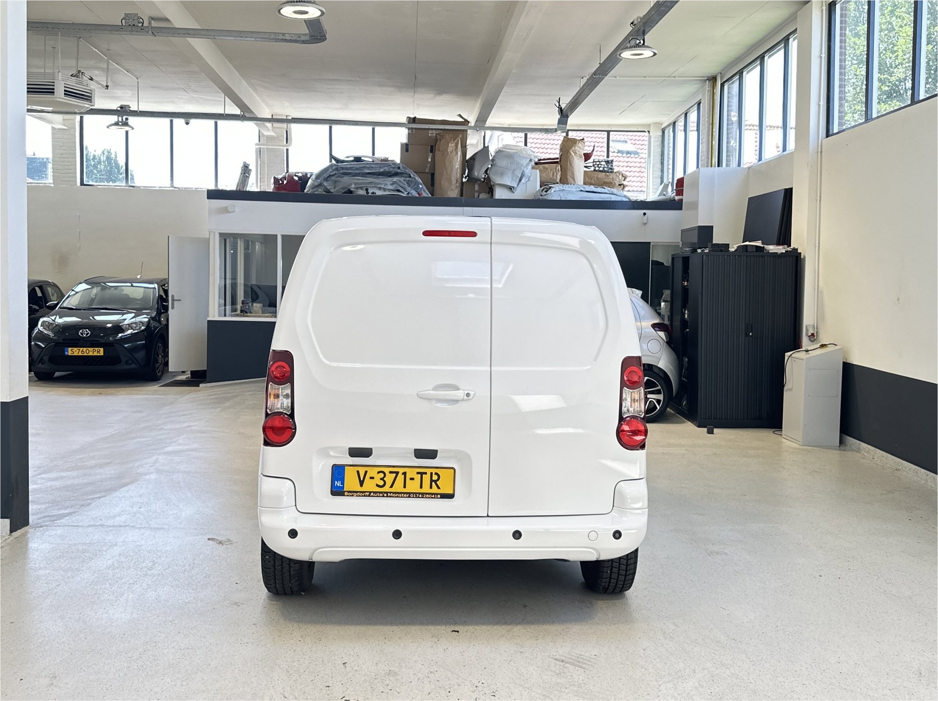 Foto van Peugeot Partner