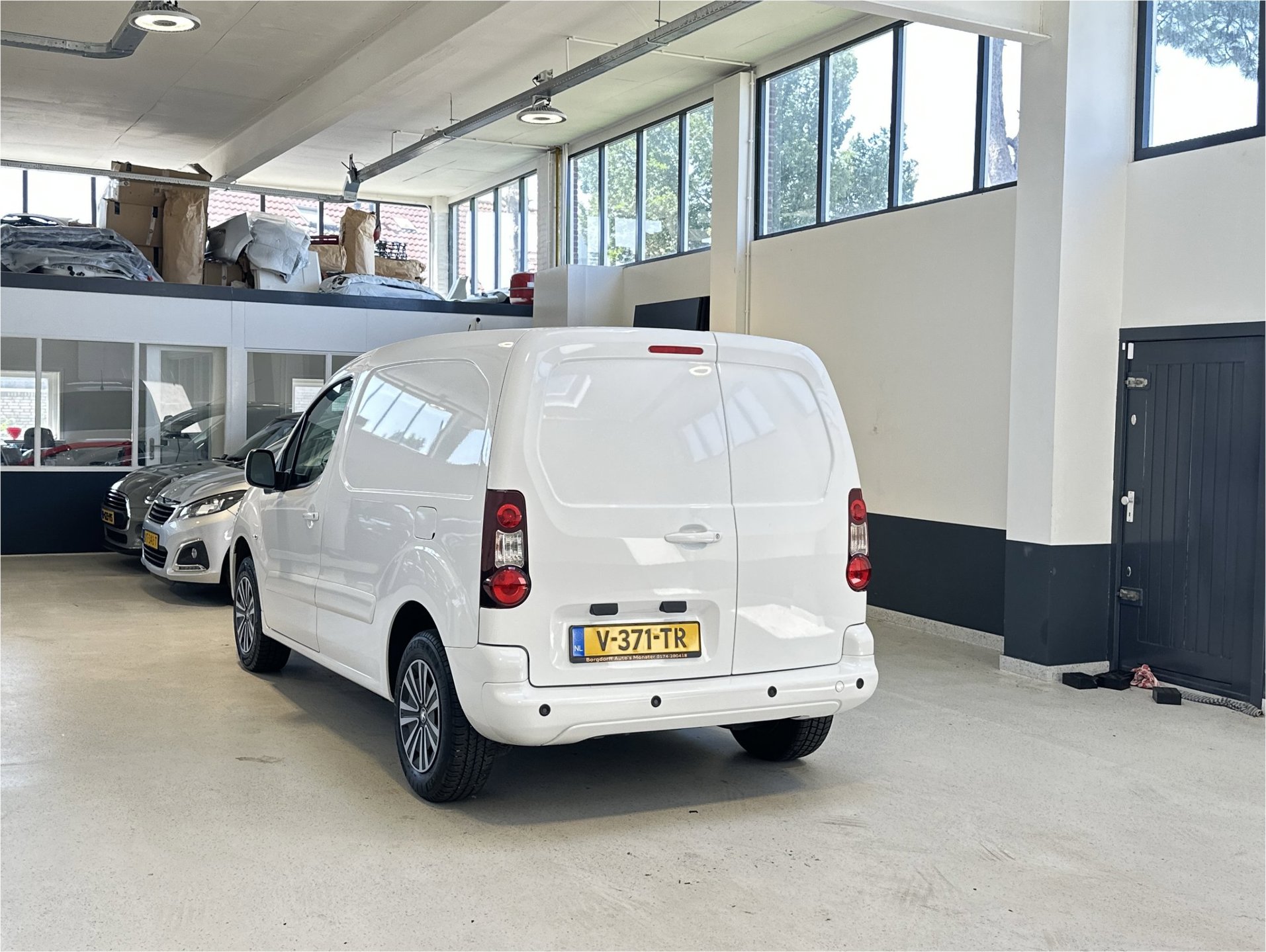 Foto van Peugeot Partner