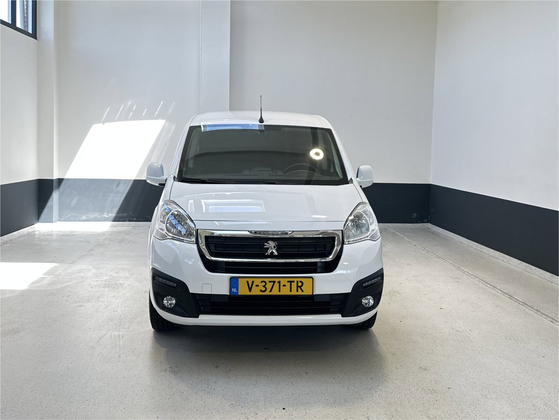 Foto van Peugeot Partner