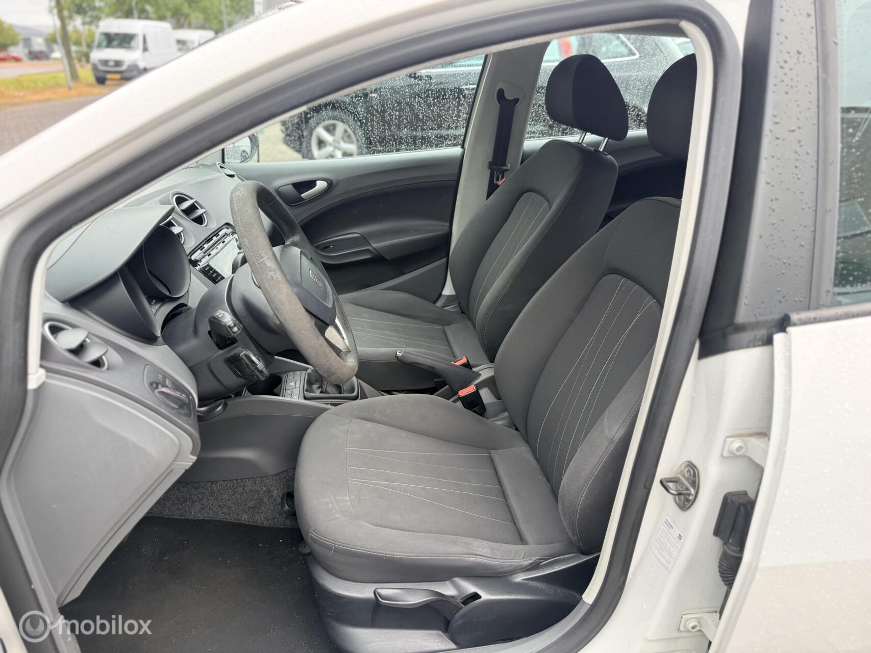 Foto van Seat Ibiza ST