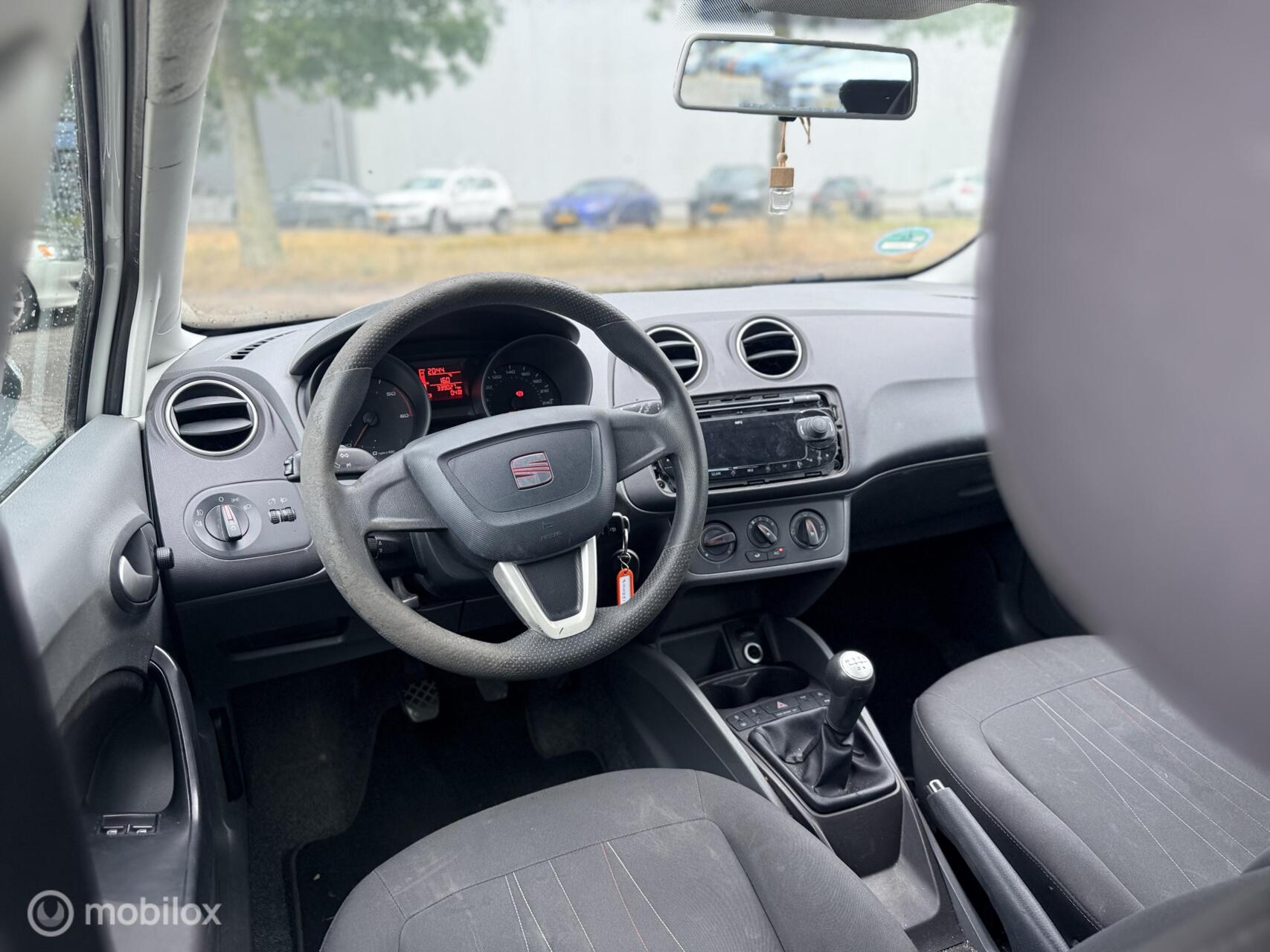 Foto van Seat Ibiza ST