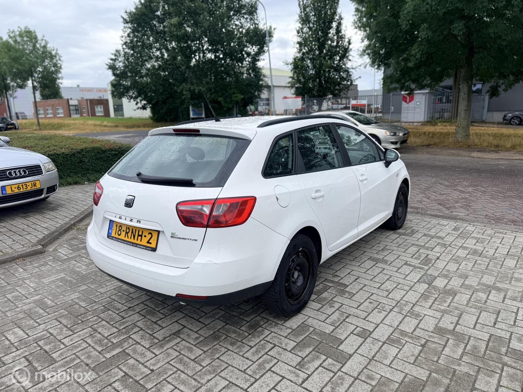 Foto van Seat Ibiza ST