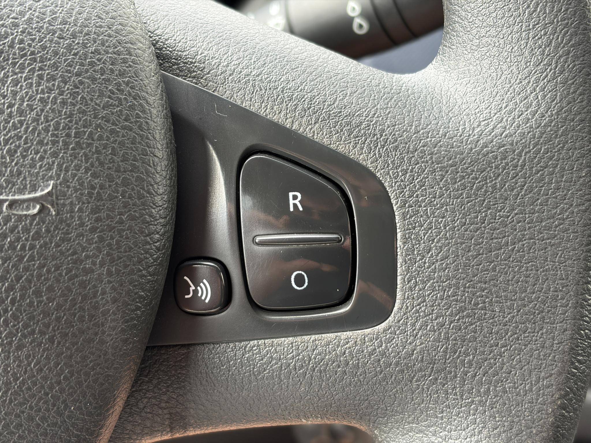 Foto van Opel Vivaro-b