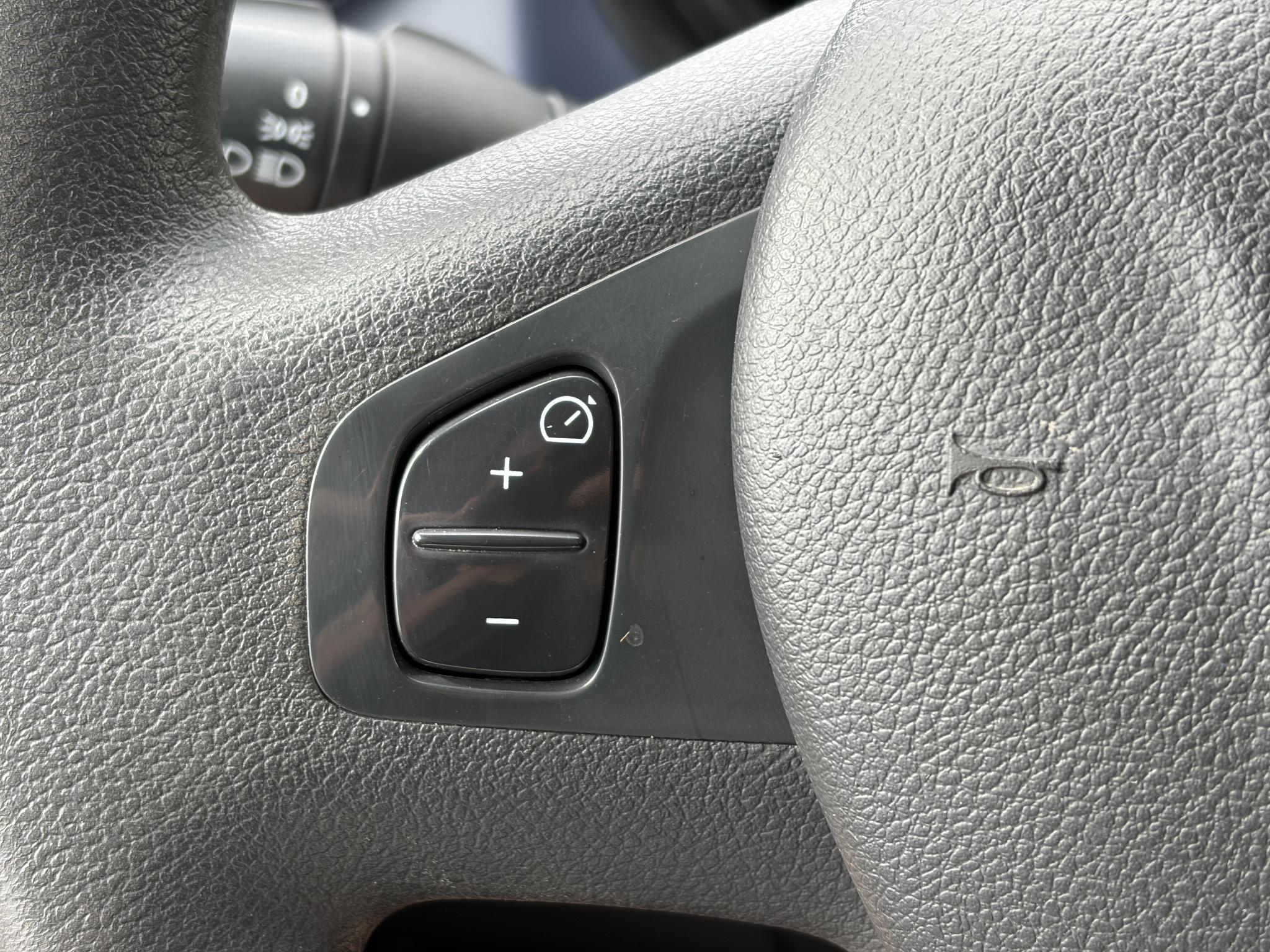 Foto van Opel Vivaro-b