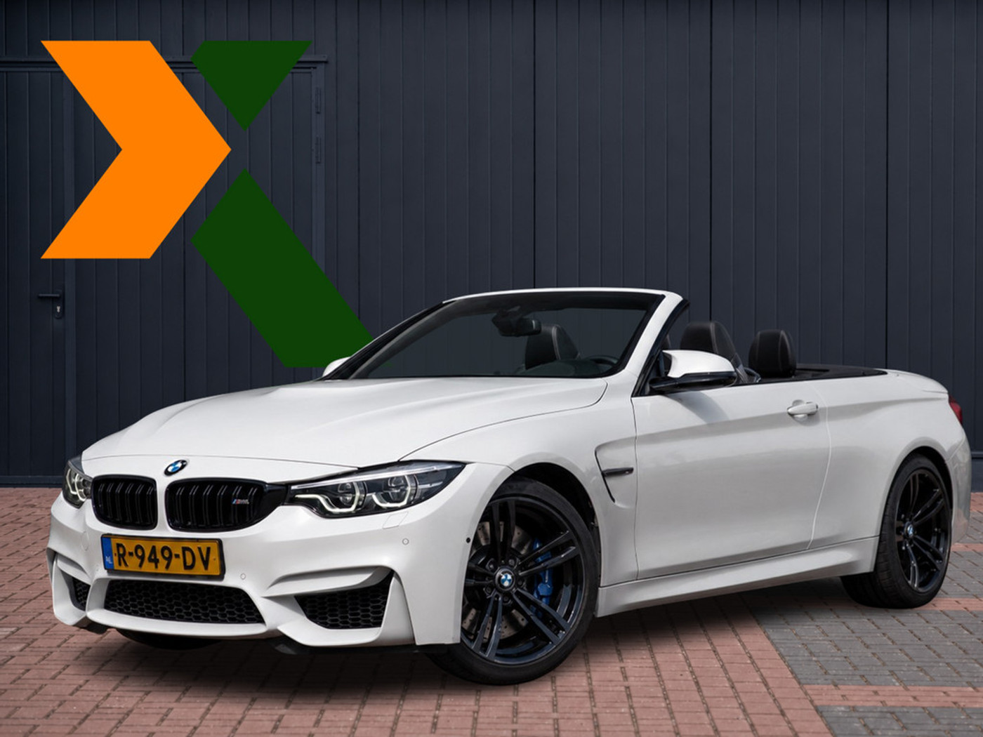 BMW M4 Cabrio M4 | M-Performance uitlaat | H&K Surround | Adap M- onder 2019 - voorkant
