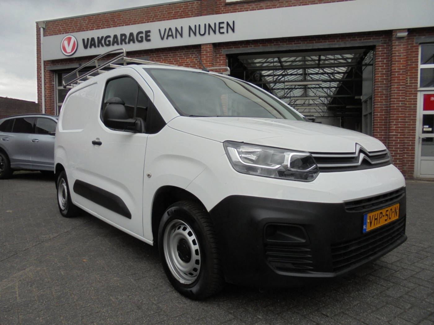 Citroen Berlingo 1.5HDI Control||Trekhaak||Imperiaal||Airco|| 2021 - voorkant