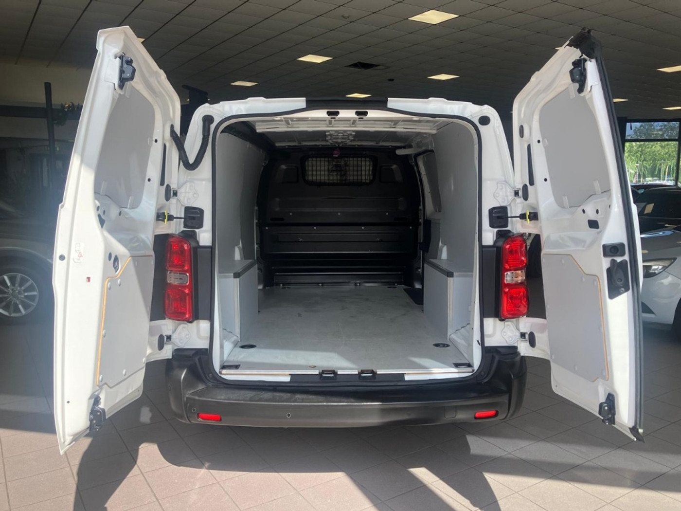 Foto van Opel Vivaro
