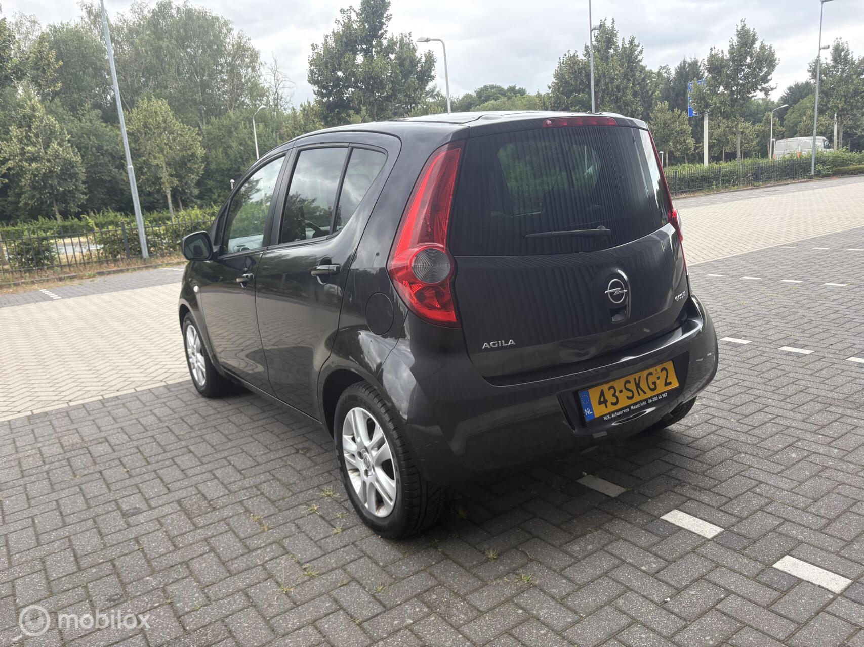 Foto van Opel Agila