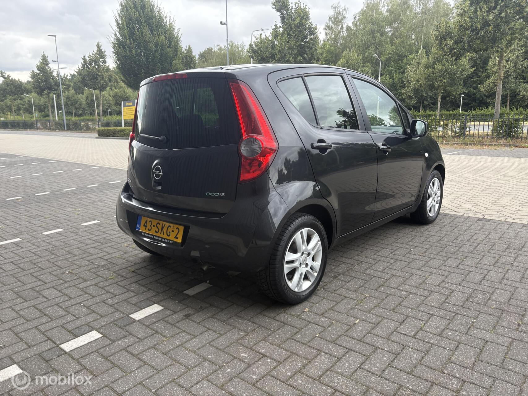 Foto van Opel Agila