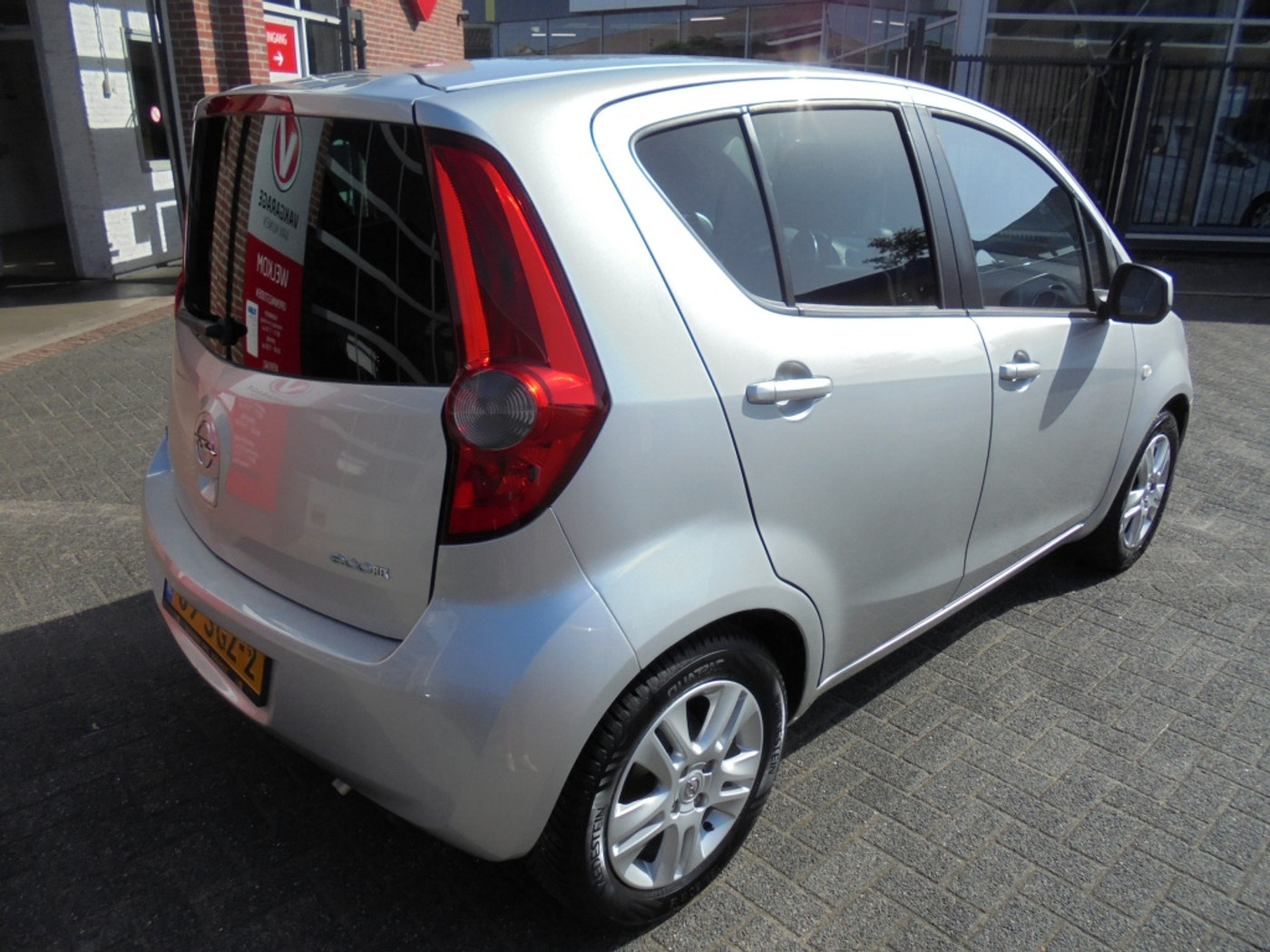 Foto van Opel Agila