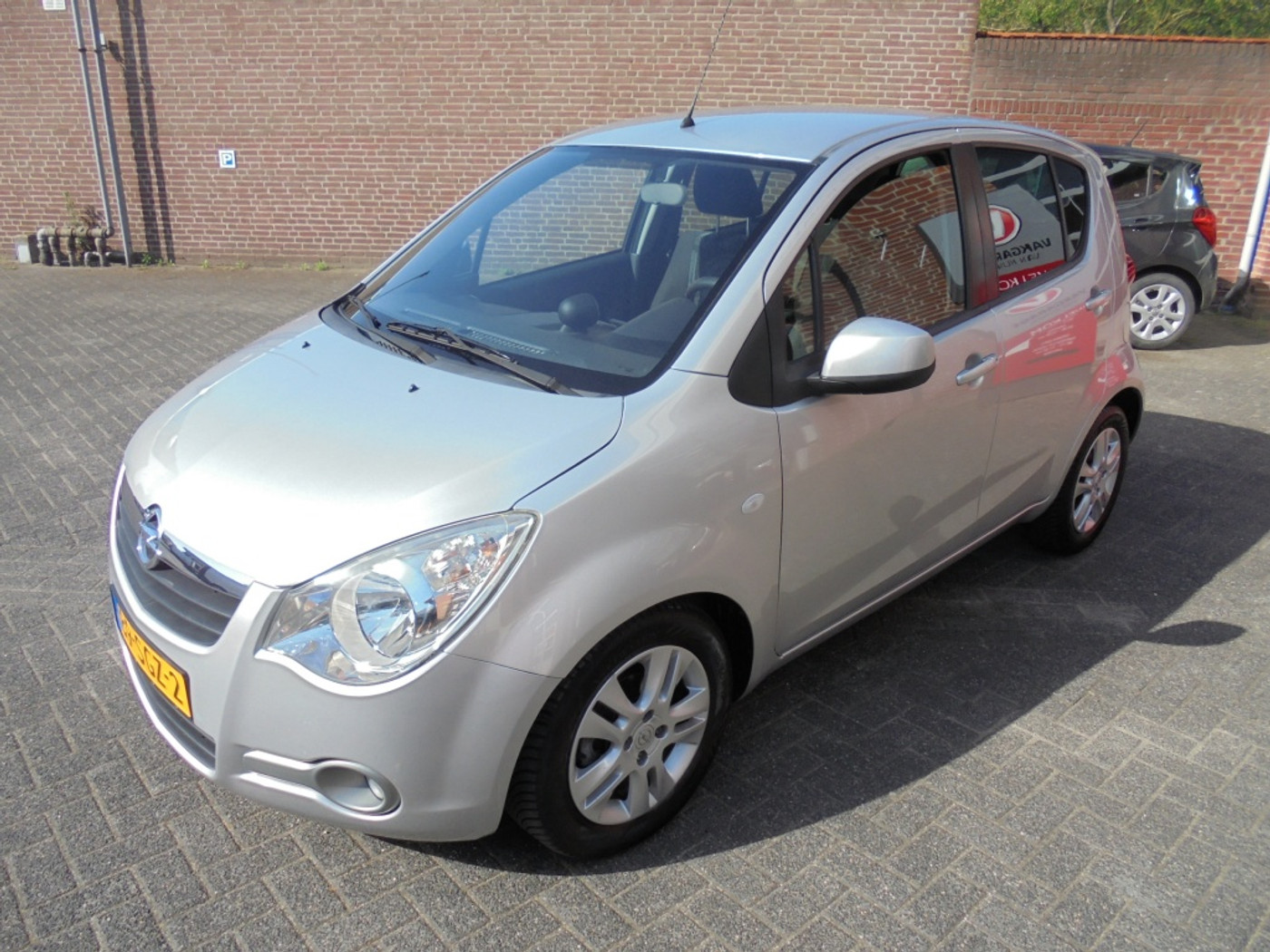 Foto van Opel Agila