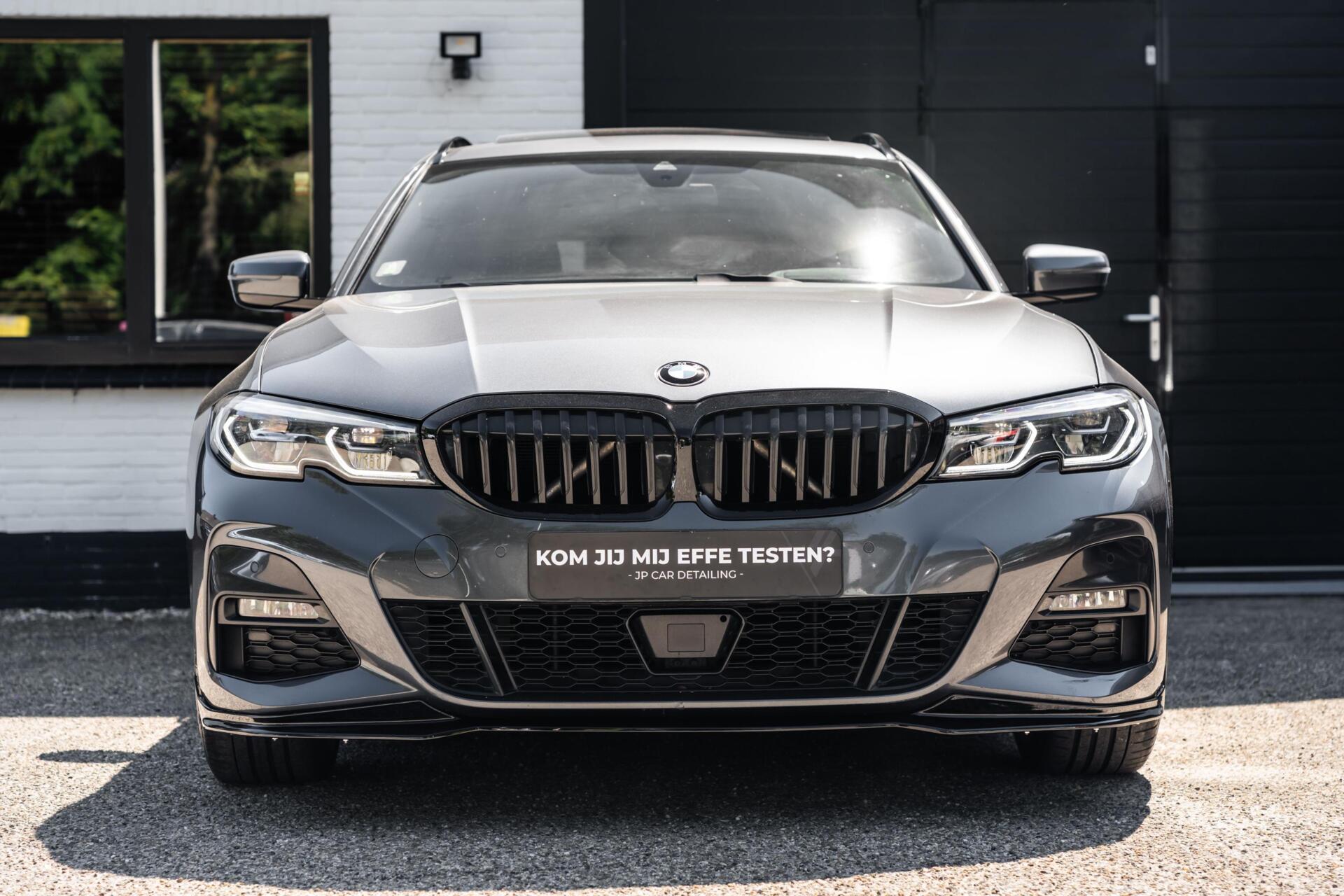 Foto van BMW 330e