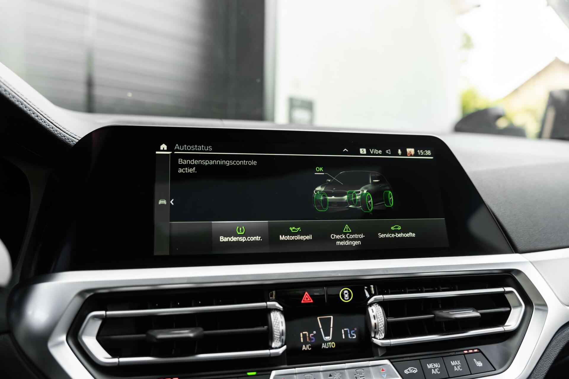 Foto van BMW 330e