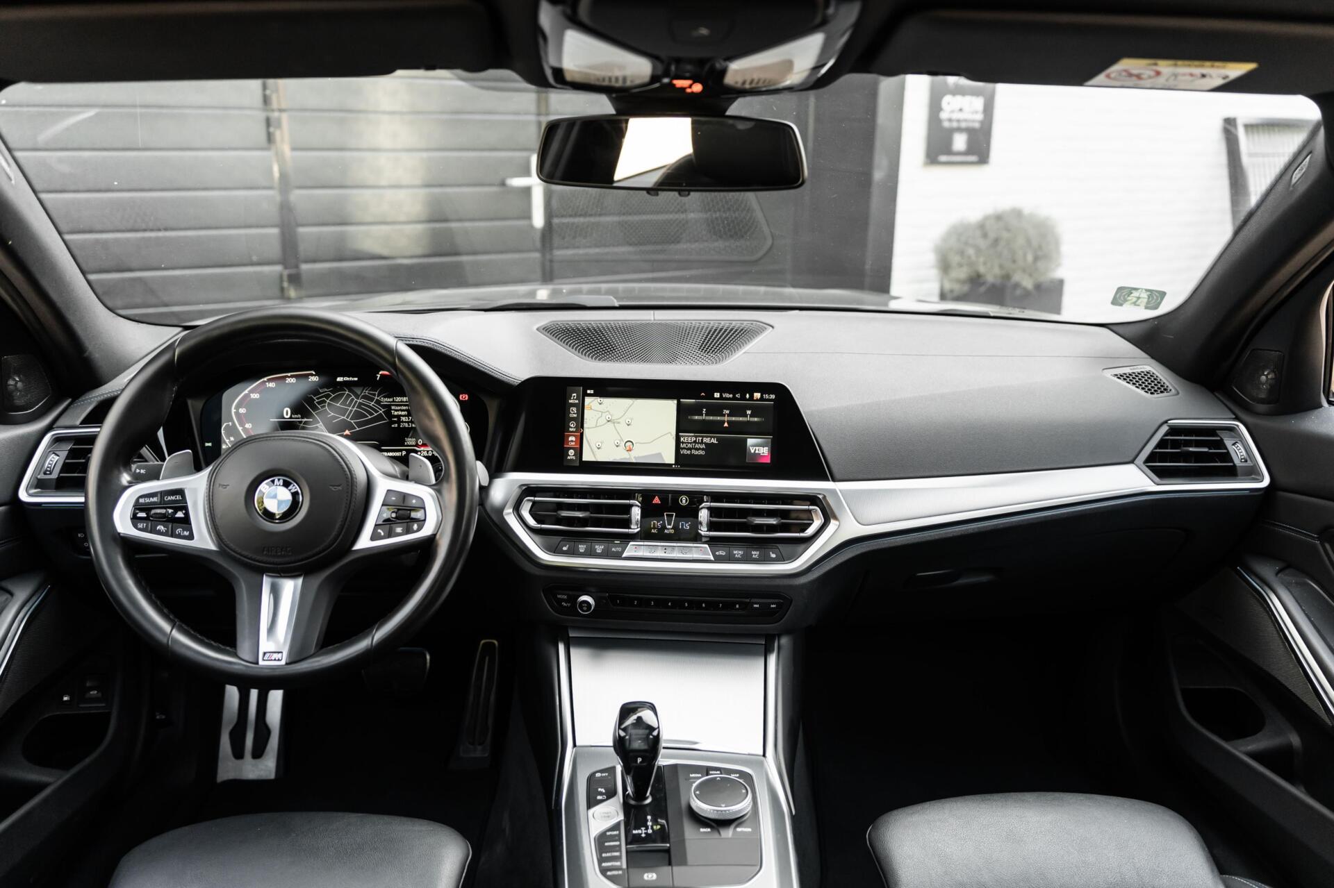 Foto van BMW 330e