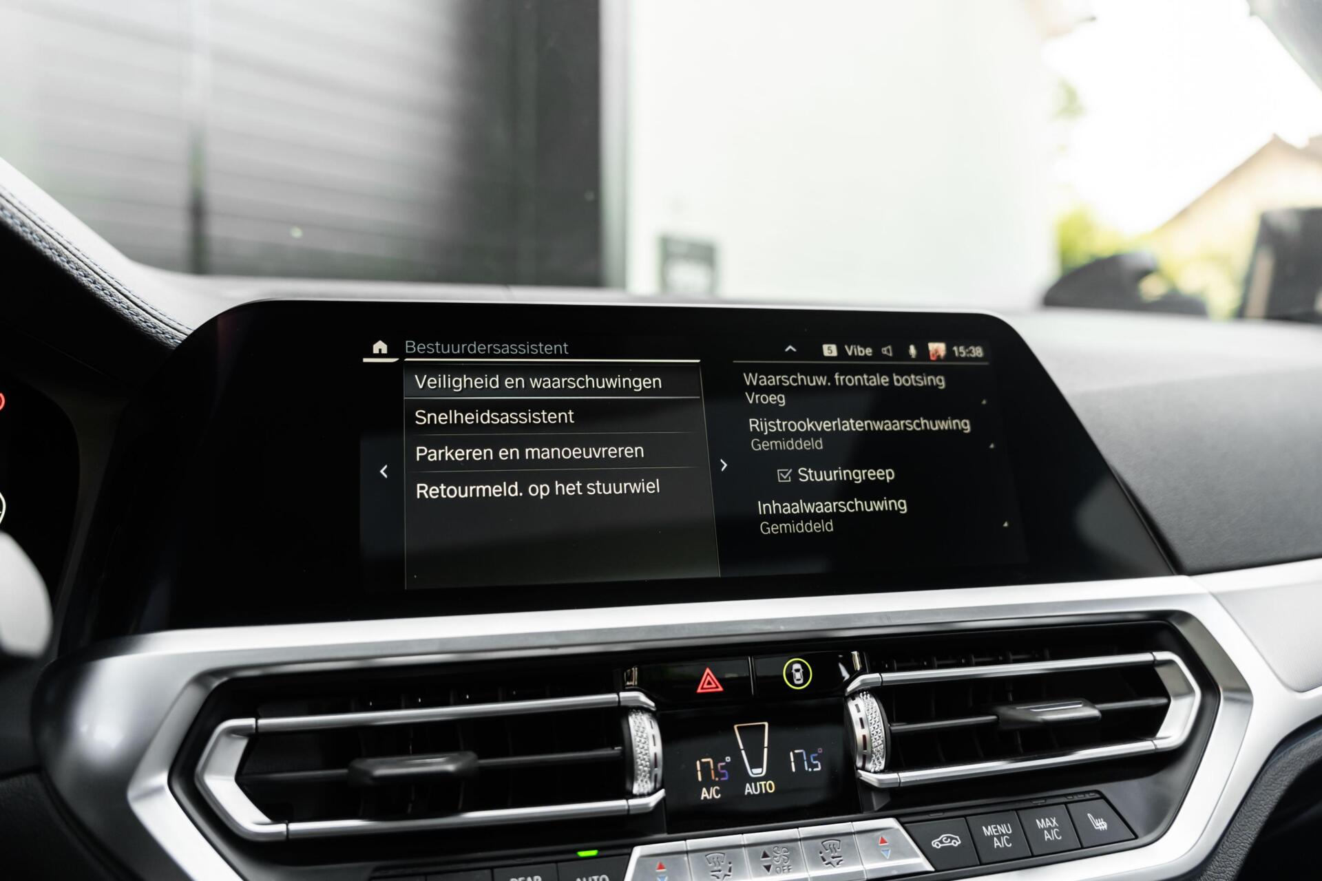 Foto van BMW 330e