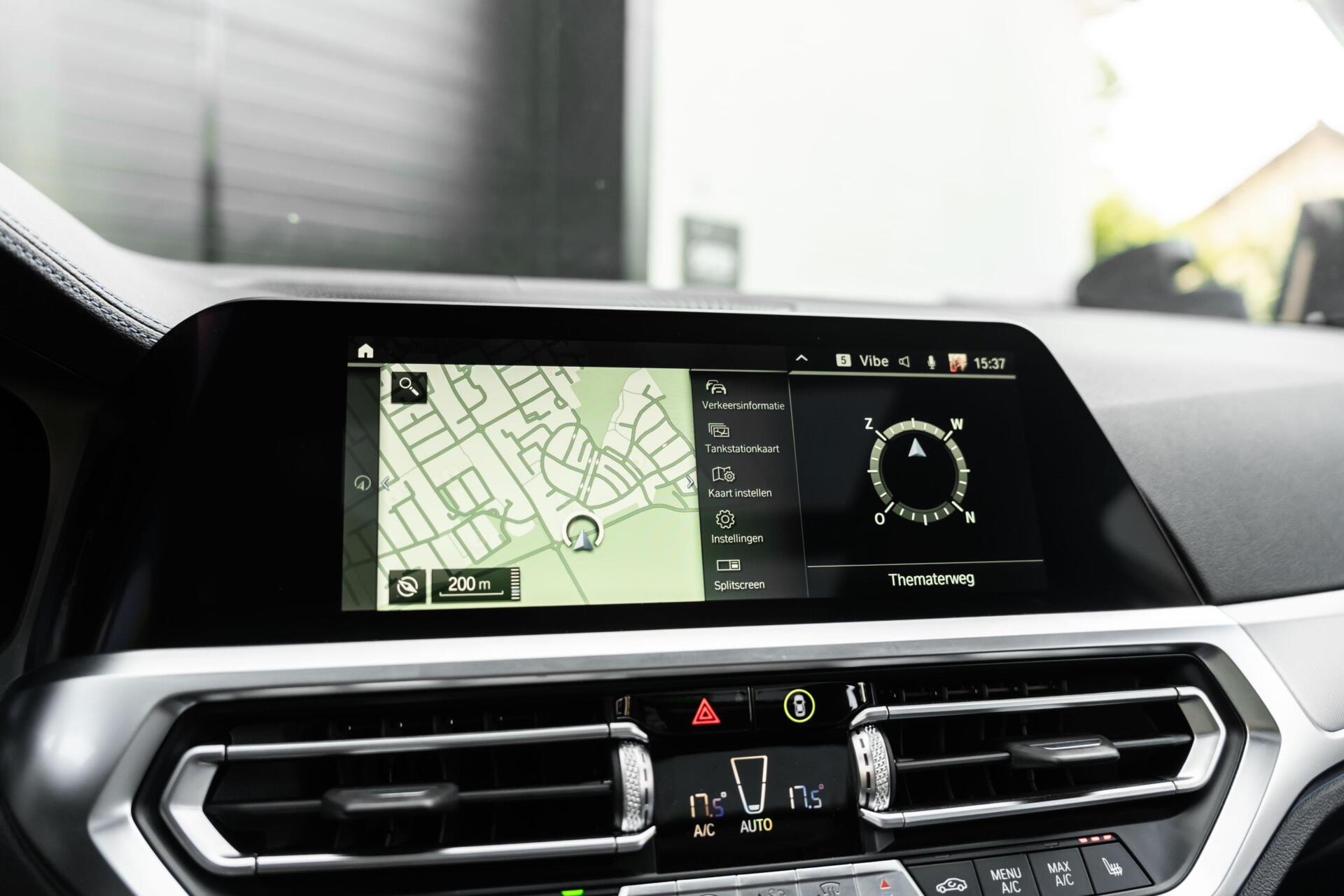 Foto van BMW 330e