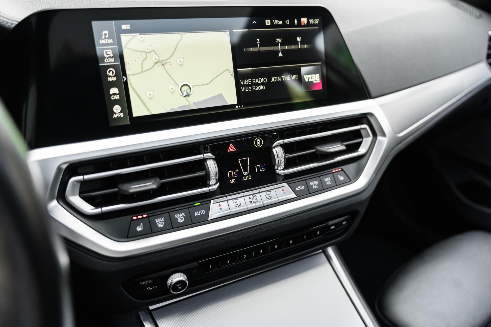Foto van BMW 330e