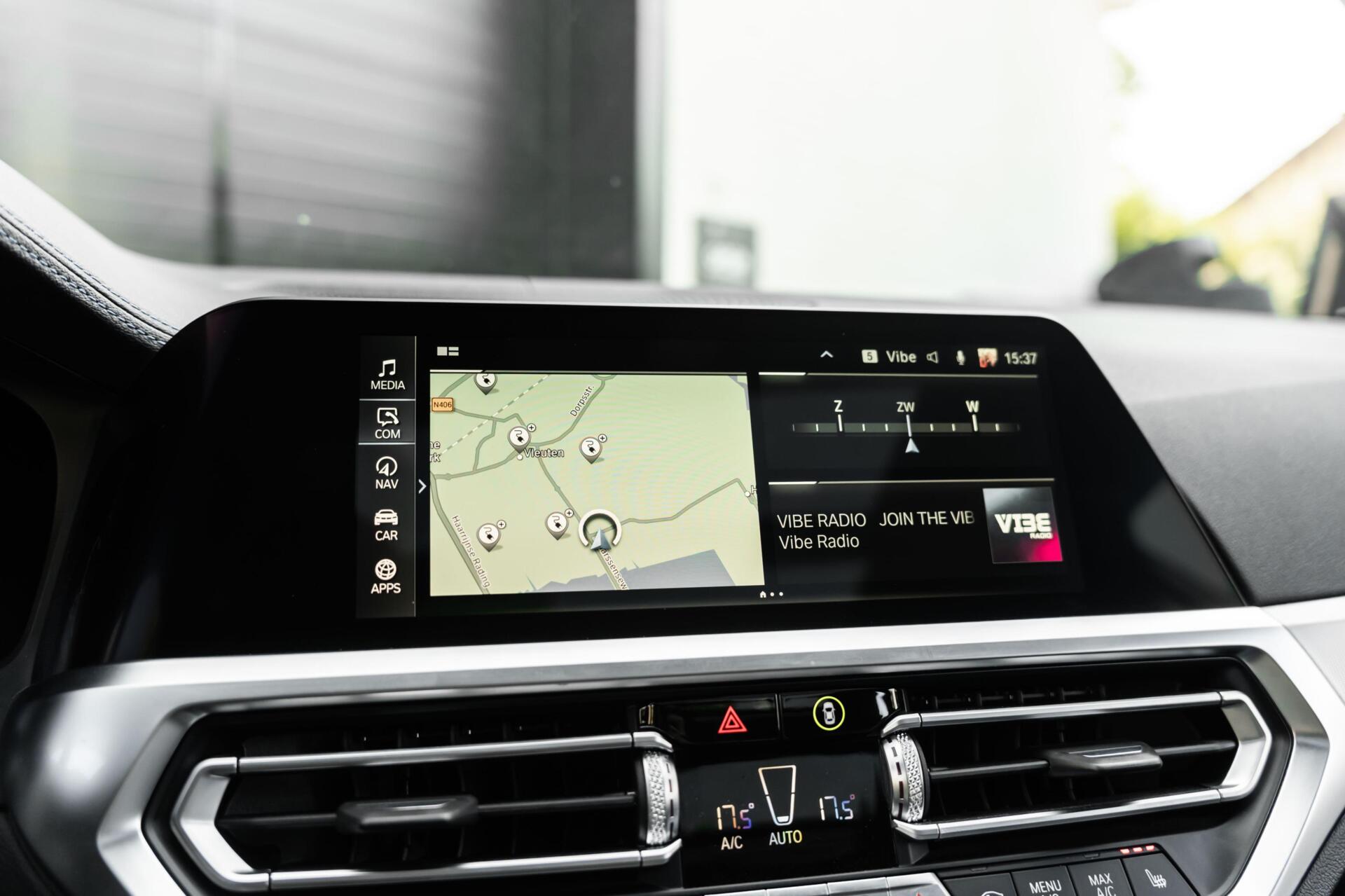 Foto van BMW 330e