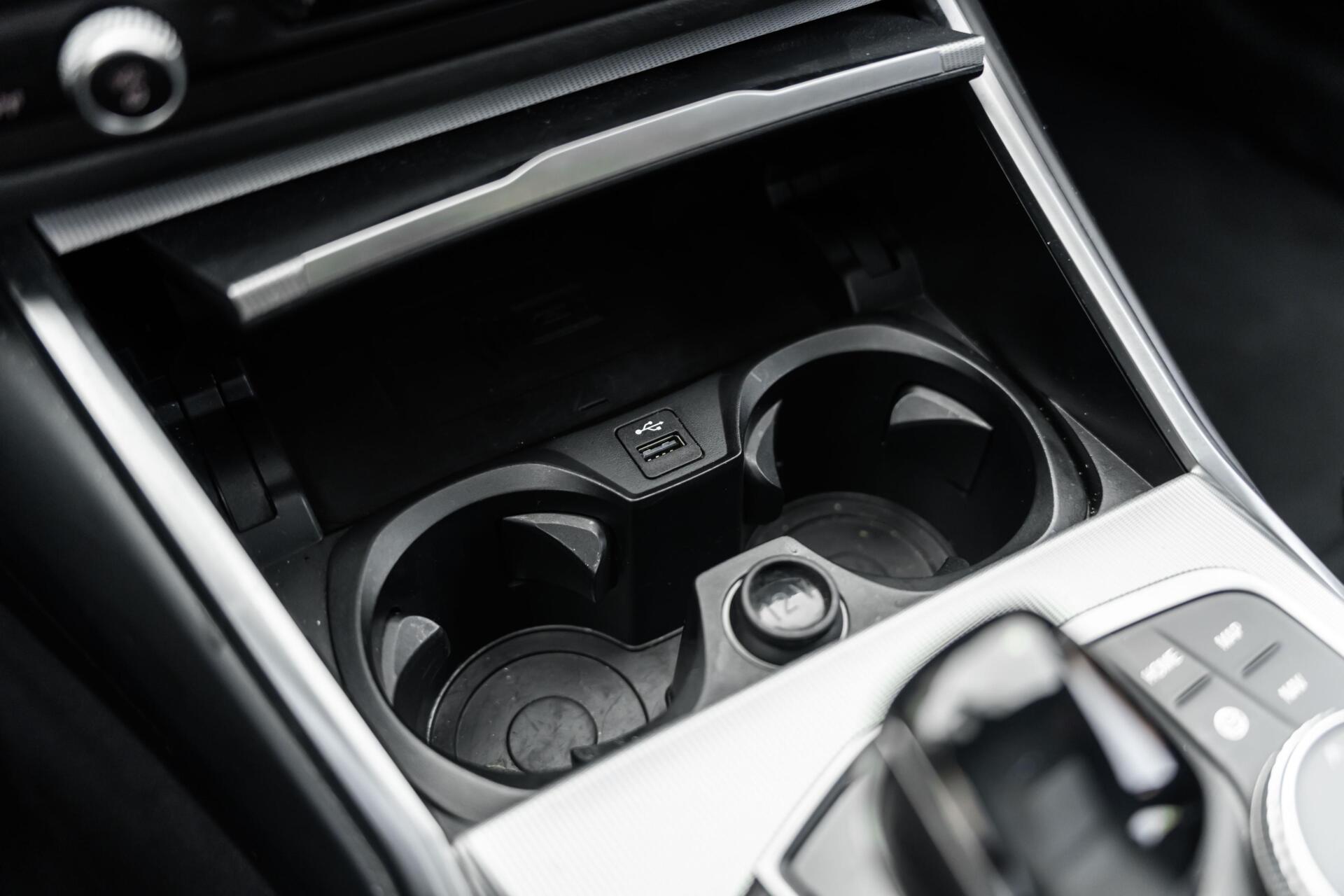 Foto van BMW 330e