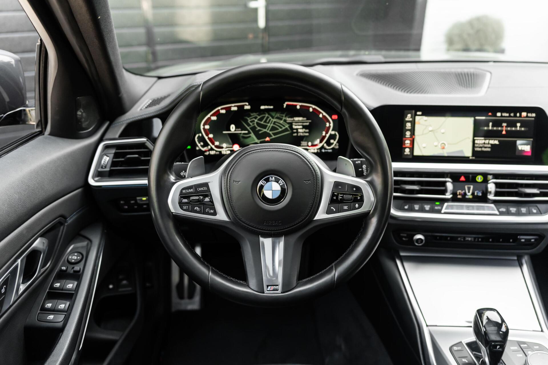 Foto van BMW 330e