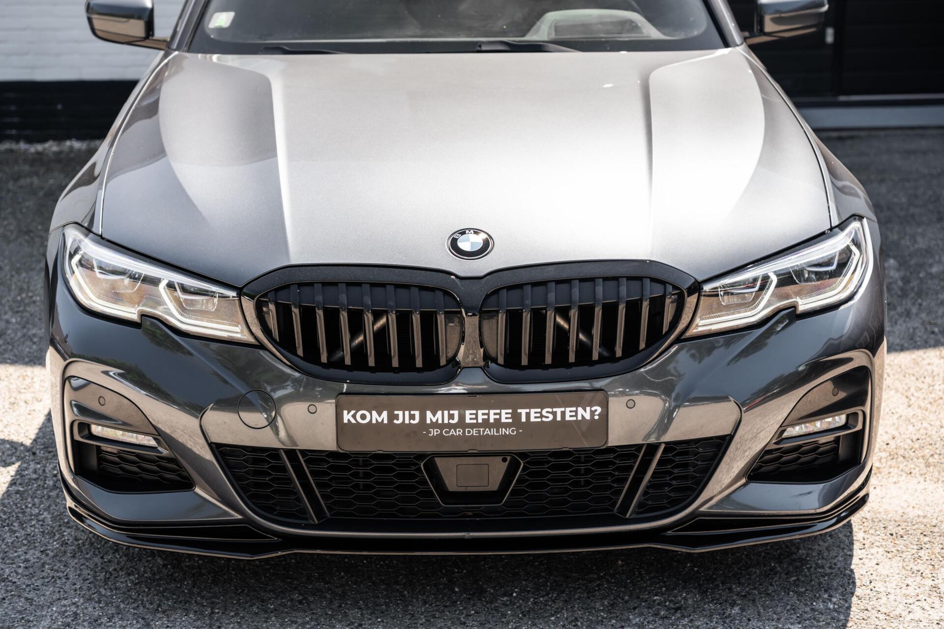 Foto van BMW 330e